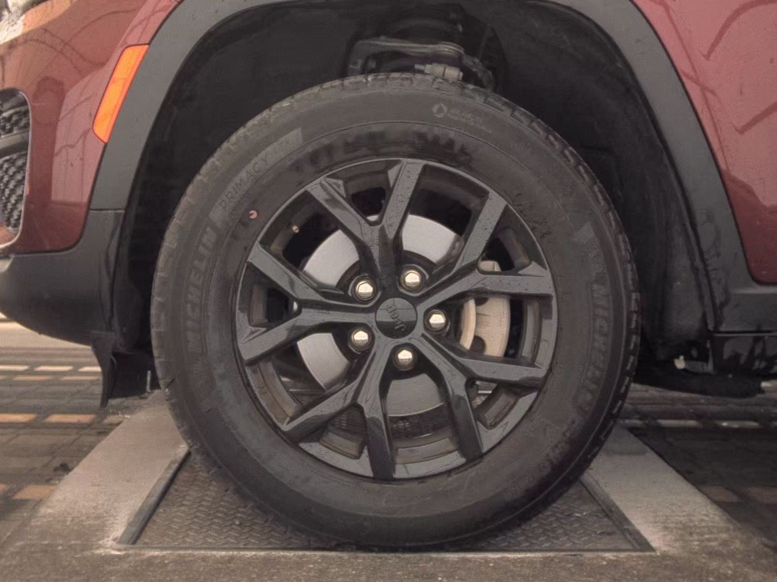 2024 Jeep Grand Cherokee Altitude AWD