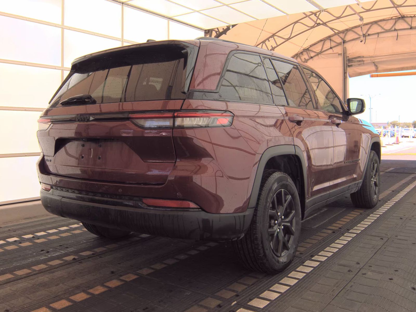 2024 Jeep Grand Cherokee Altitude AWD