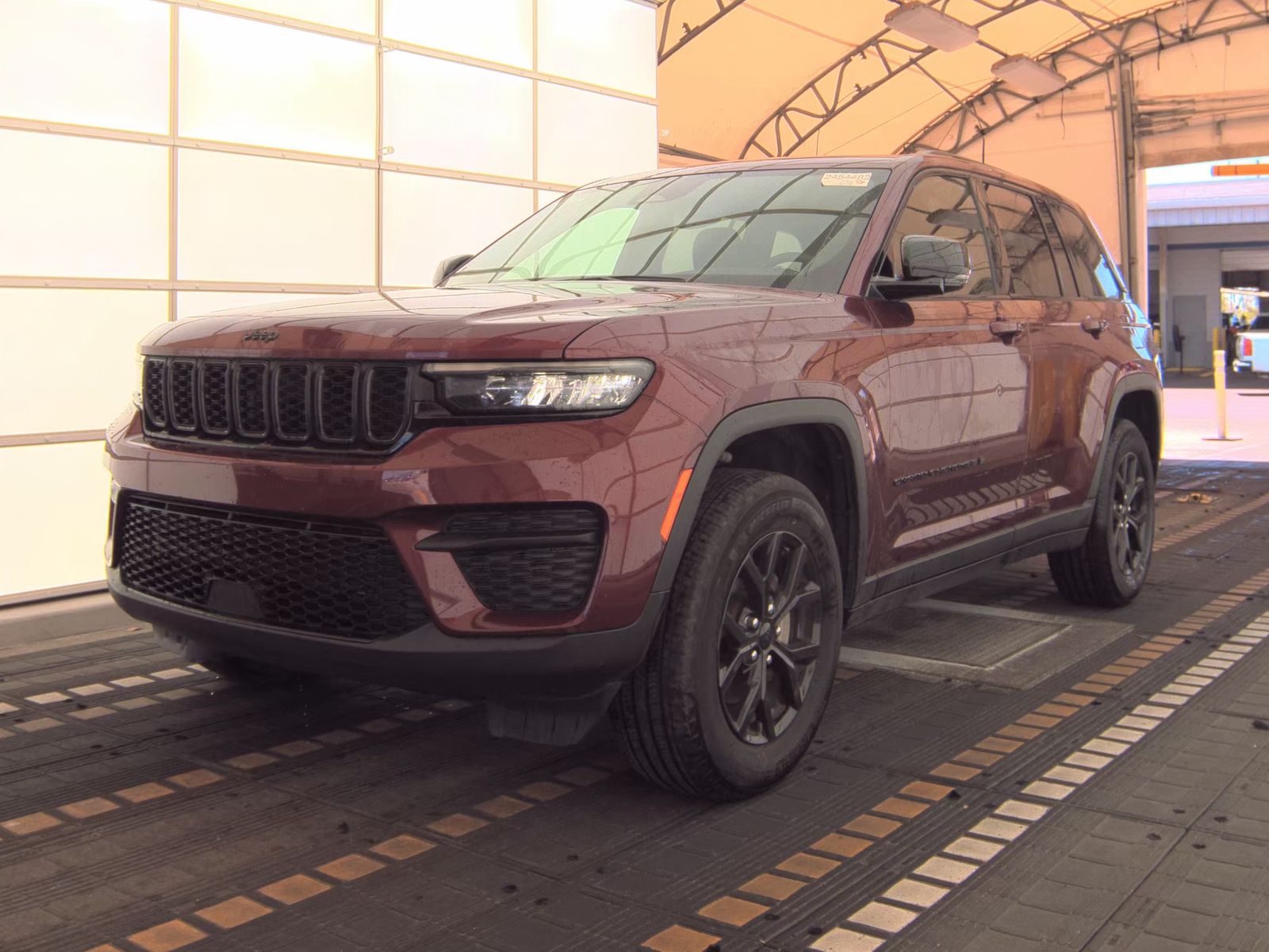 2024 Jeep Grand Cherokee Altitude AWD