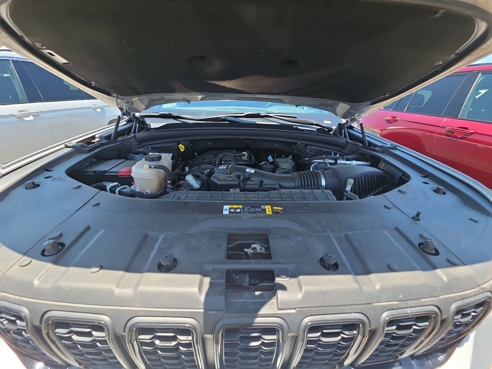 2024 Jeep Grand Cherokee Altitude AWD
