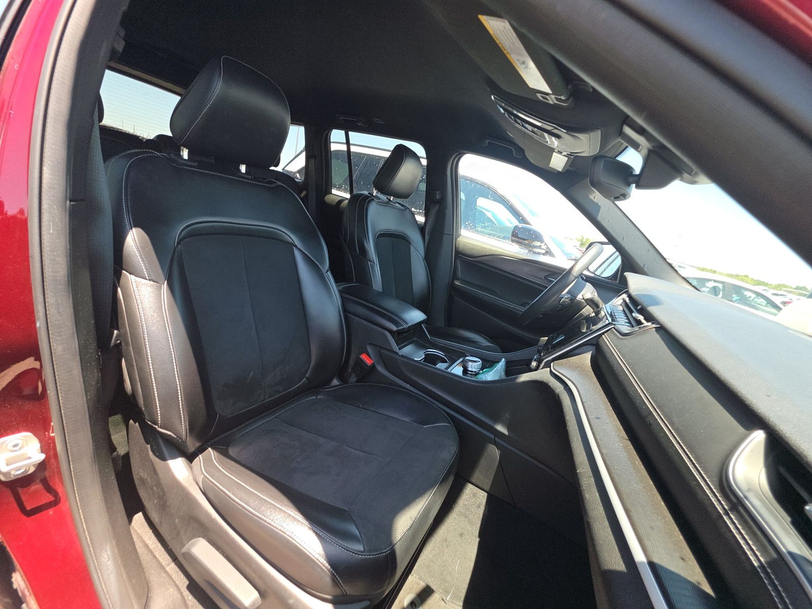 2024 Jeep Grand Cherokee Altitude AWD