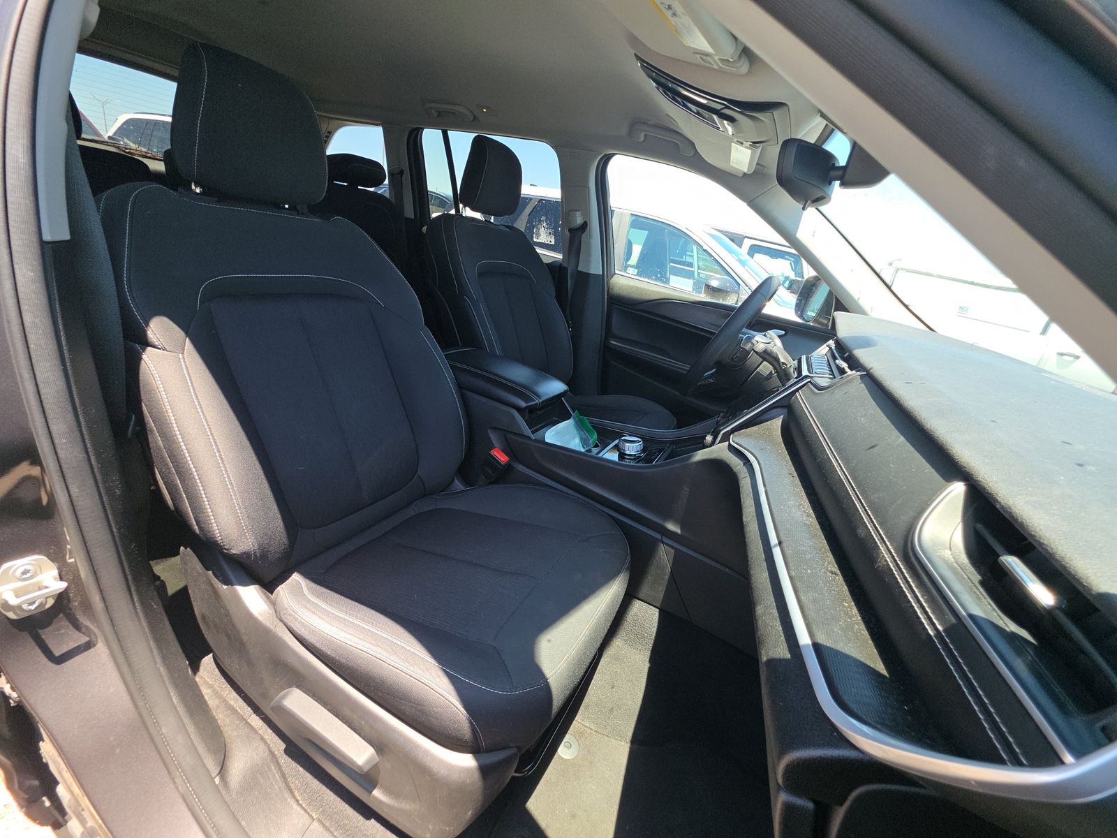 2024 Jeep Grand Cherokee Laredo RWD