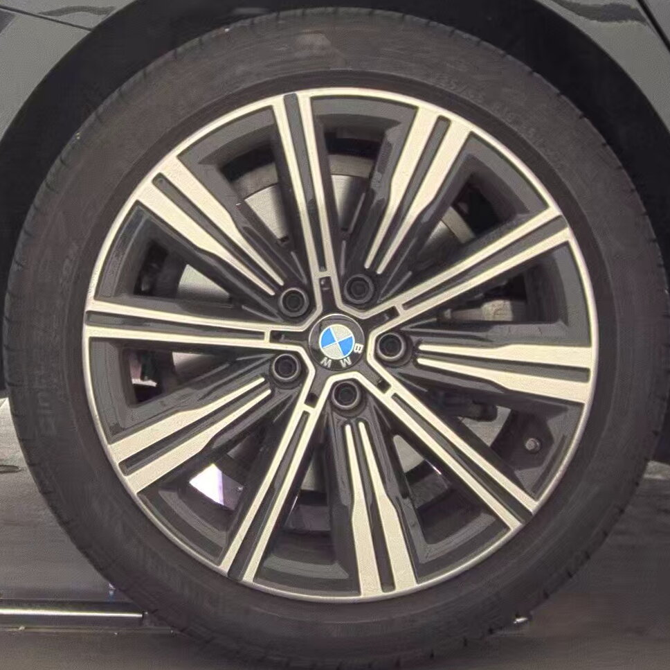 2025 BMW 3 Series 330i xDrive AWD