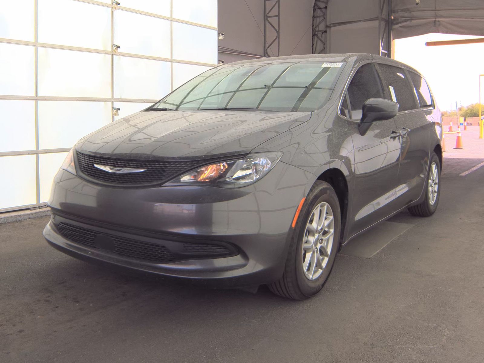 CHRYSLER VOYAGER - 1