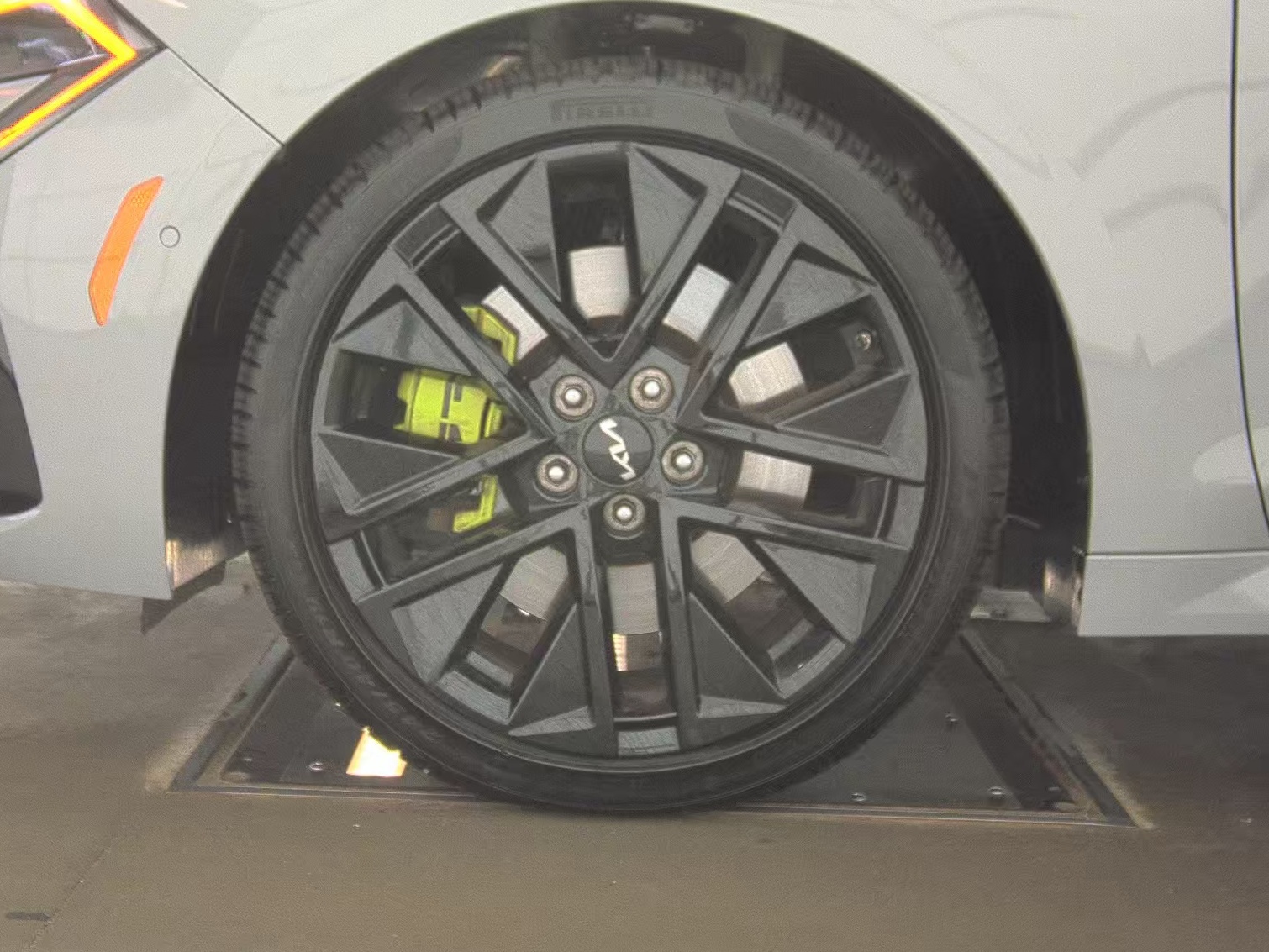 2025 Kia K5 GT FWD