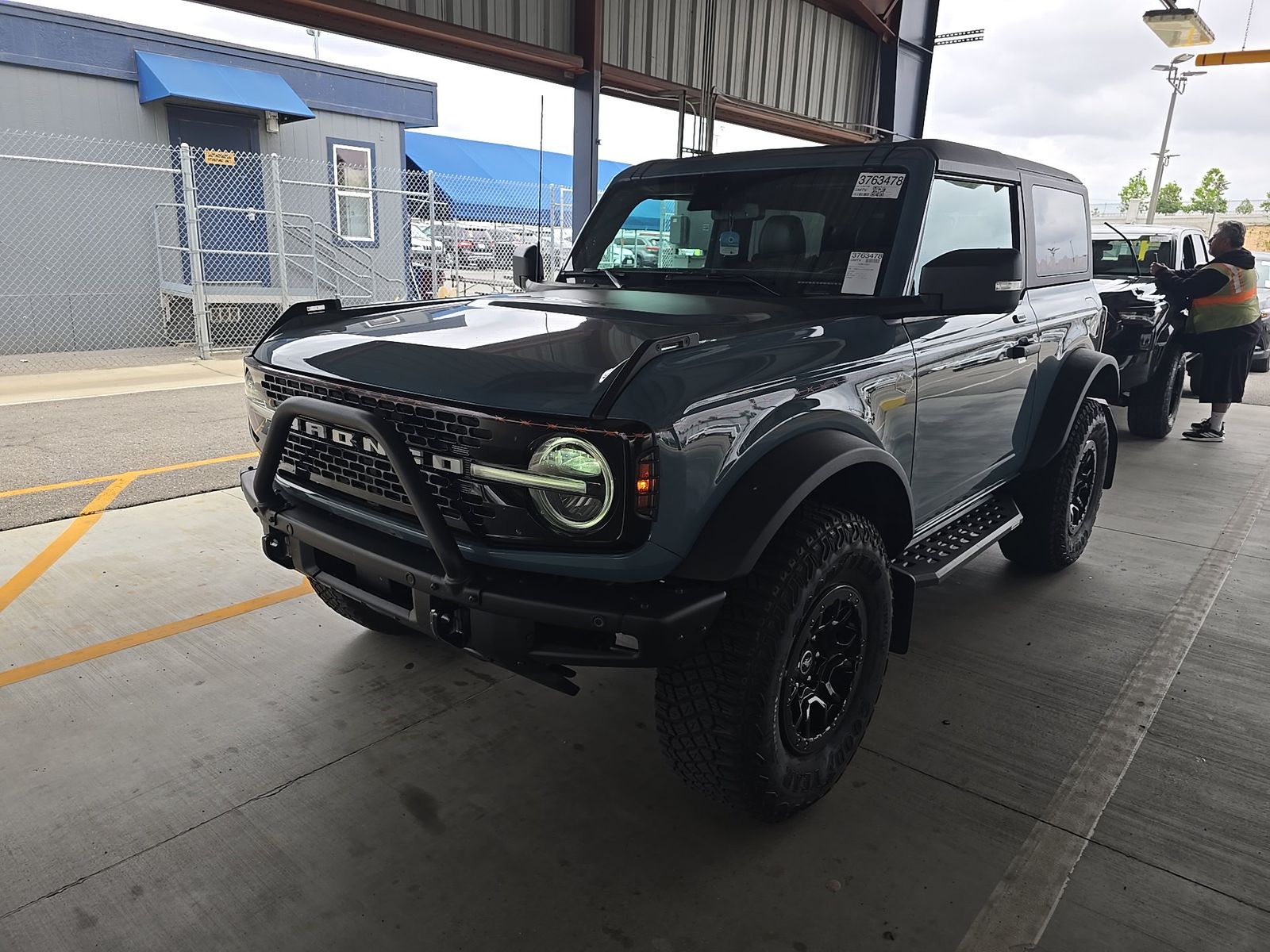FORD BRONCO - 1