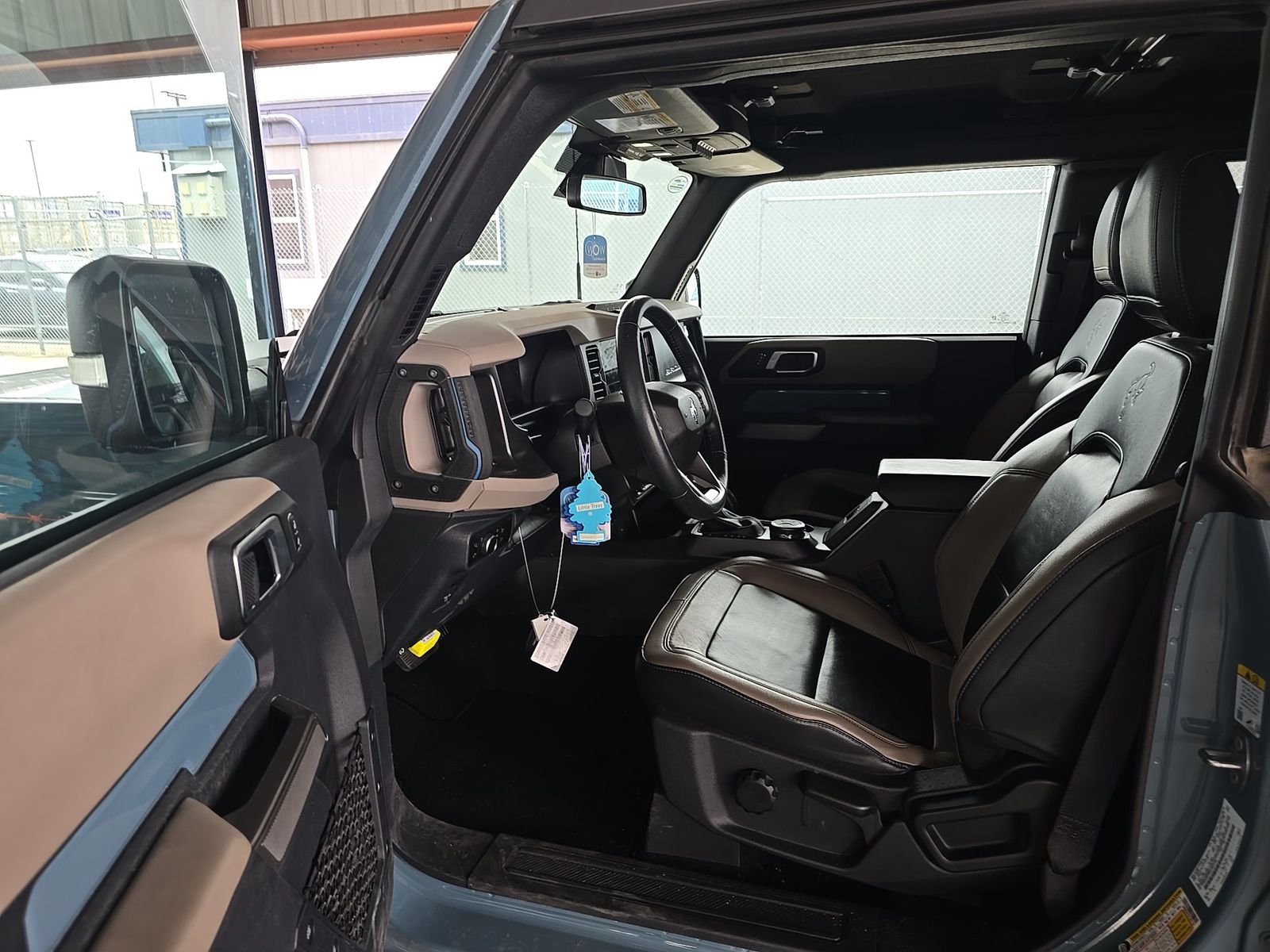 FORD BRONCO - 8