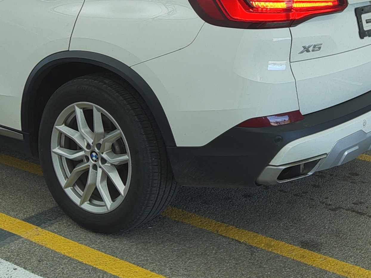 2020 BMW X5 xDrive40i AWD