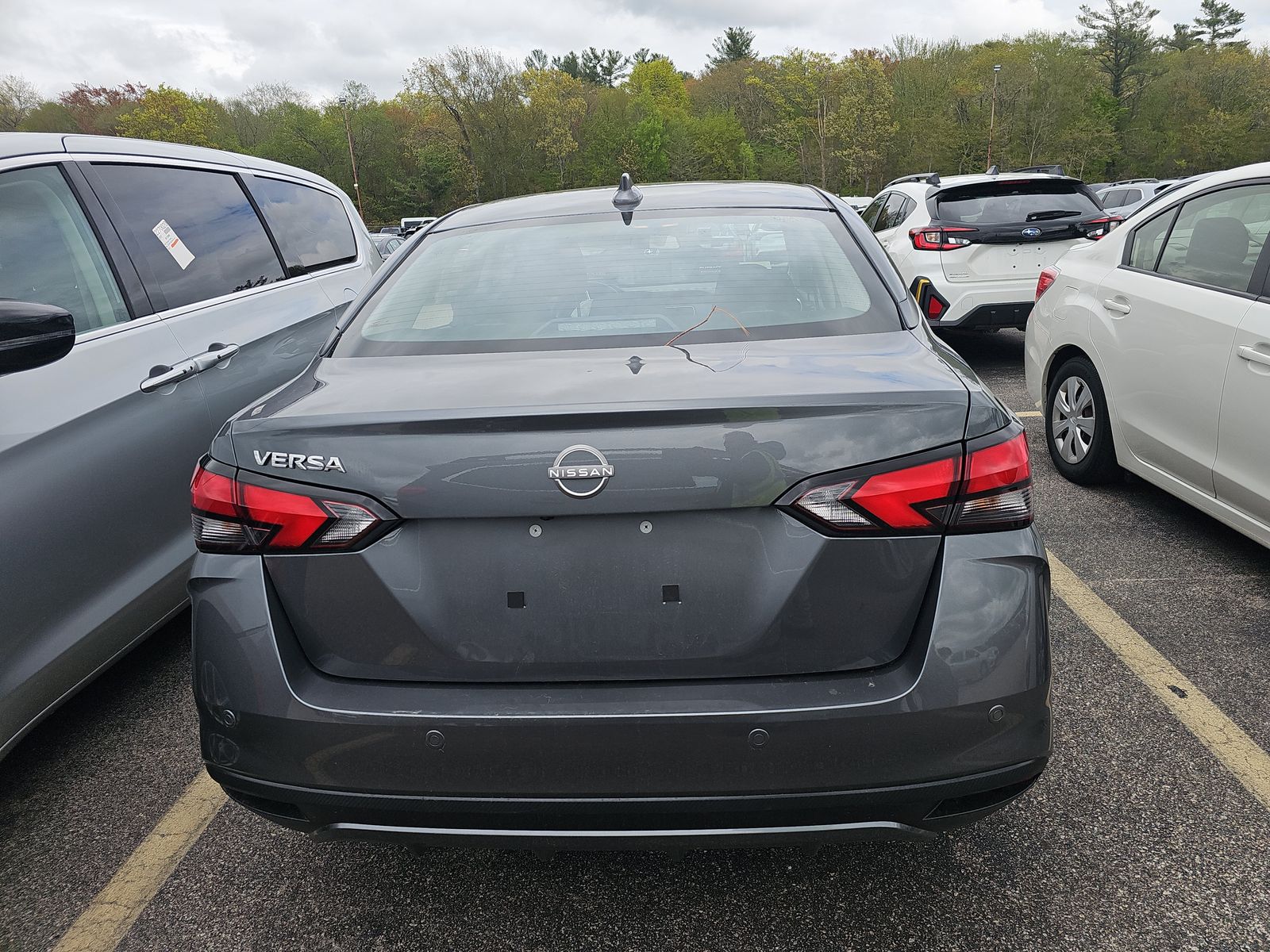 NISSAN VERSA - 6