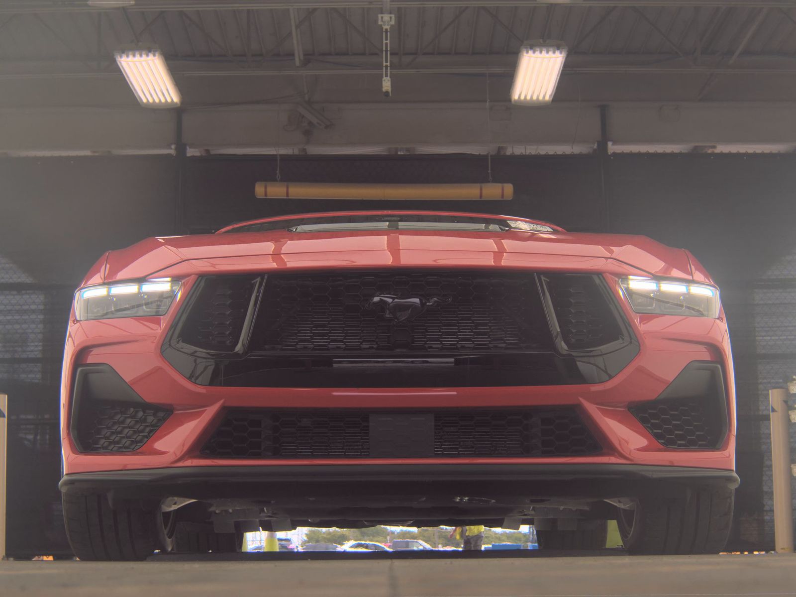 FORD MUSTANG - 4