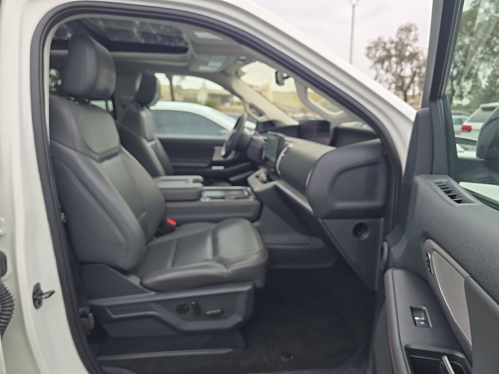 FORD EXPEDITION - 9