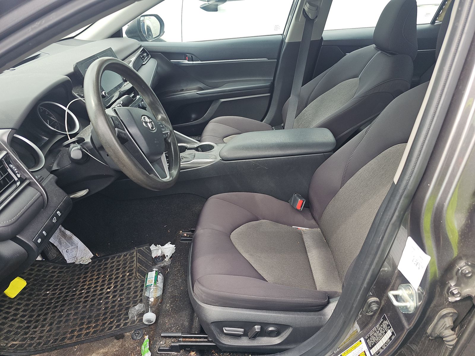 TOYOTA CAMRY - 8
