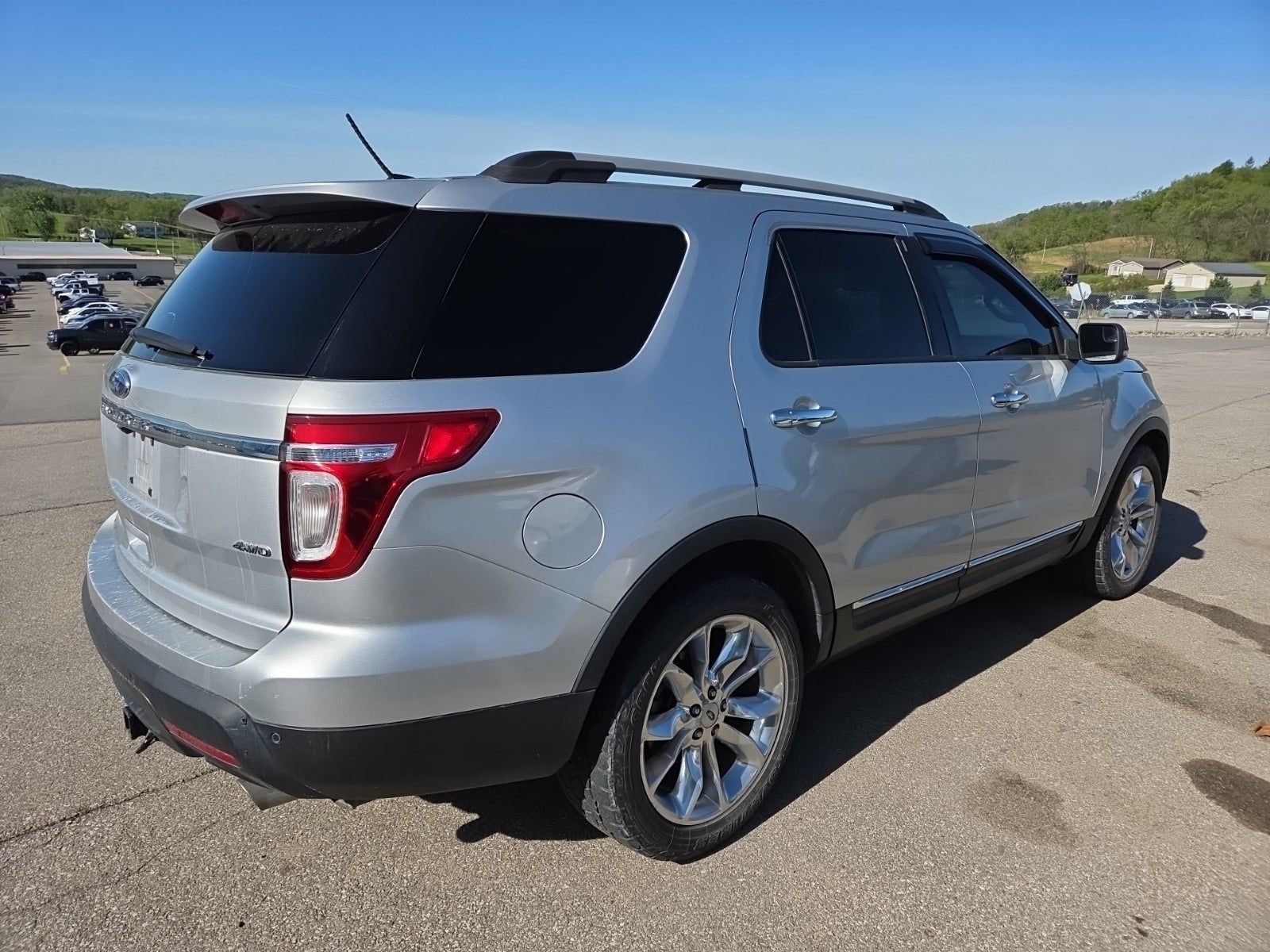 FORD EXPLORER - 6