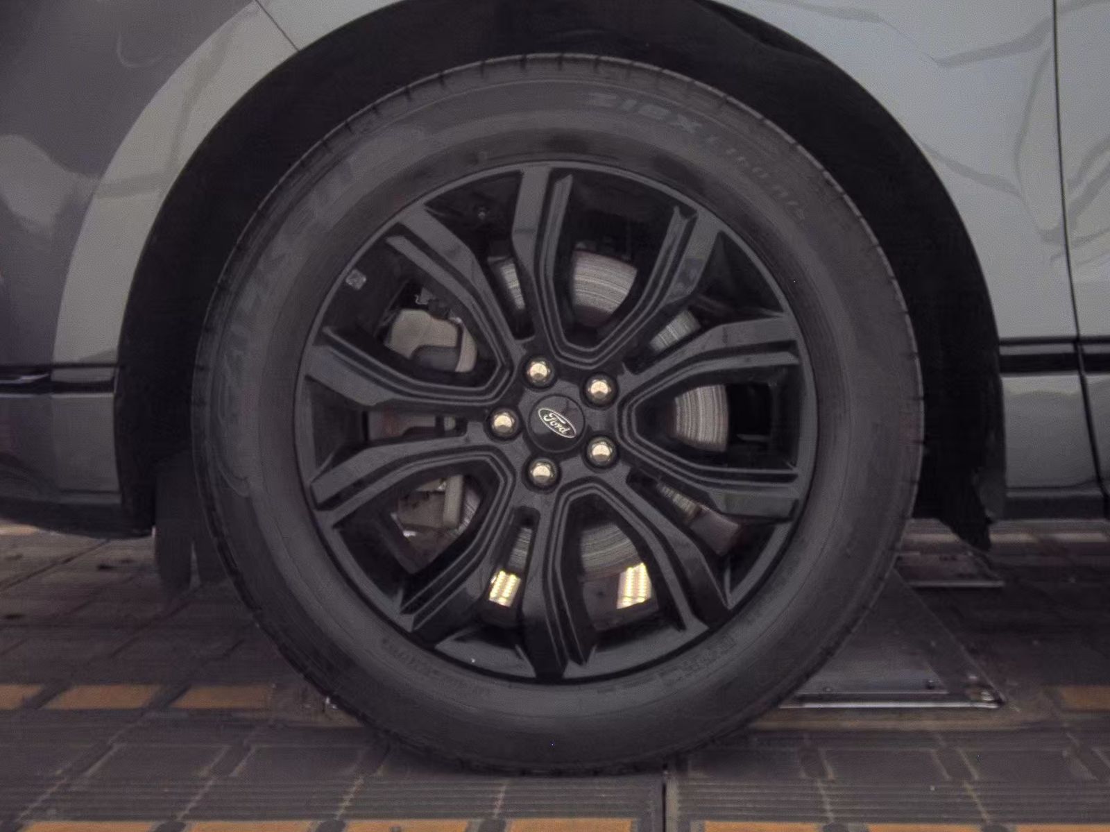 FORD EDGE - 10