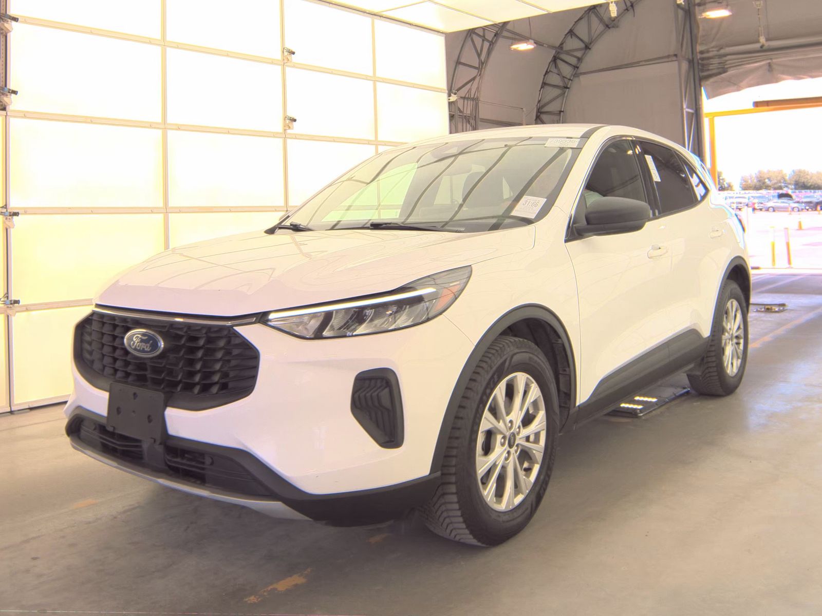 FORD ESCAPE - 1