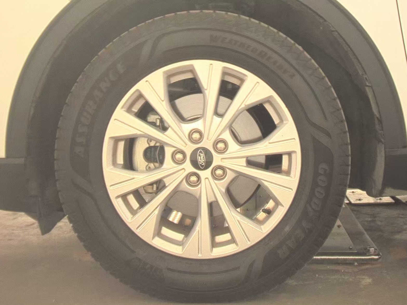FORD ESCAPE - 10