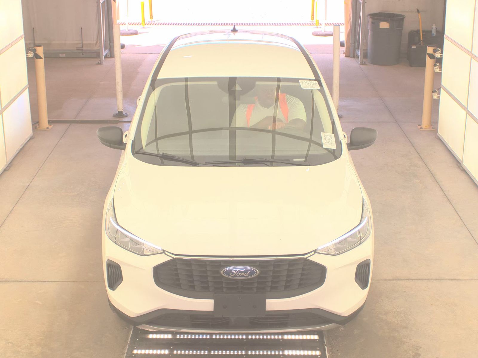 FORD ESCAPE - 3