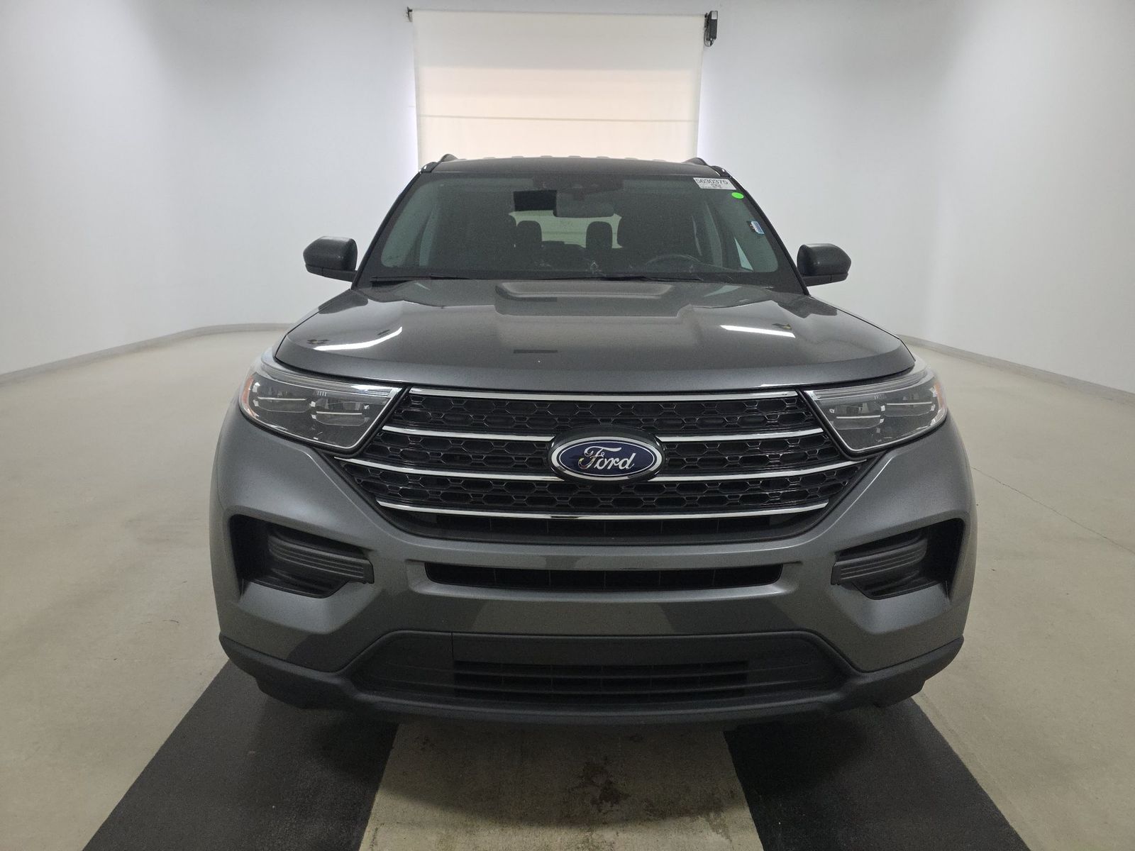 FORD EXPLORER - 3