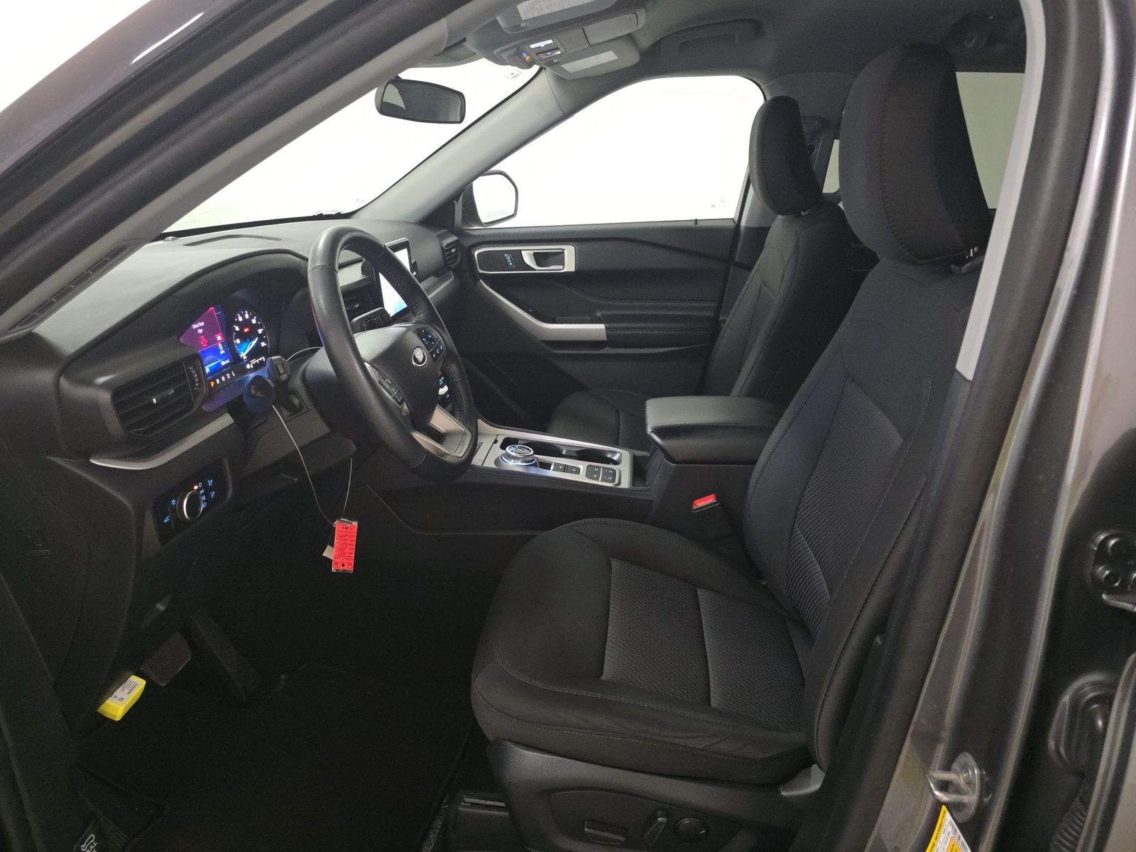 FORD EXPLORER - 8