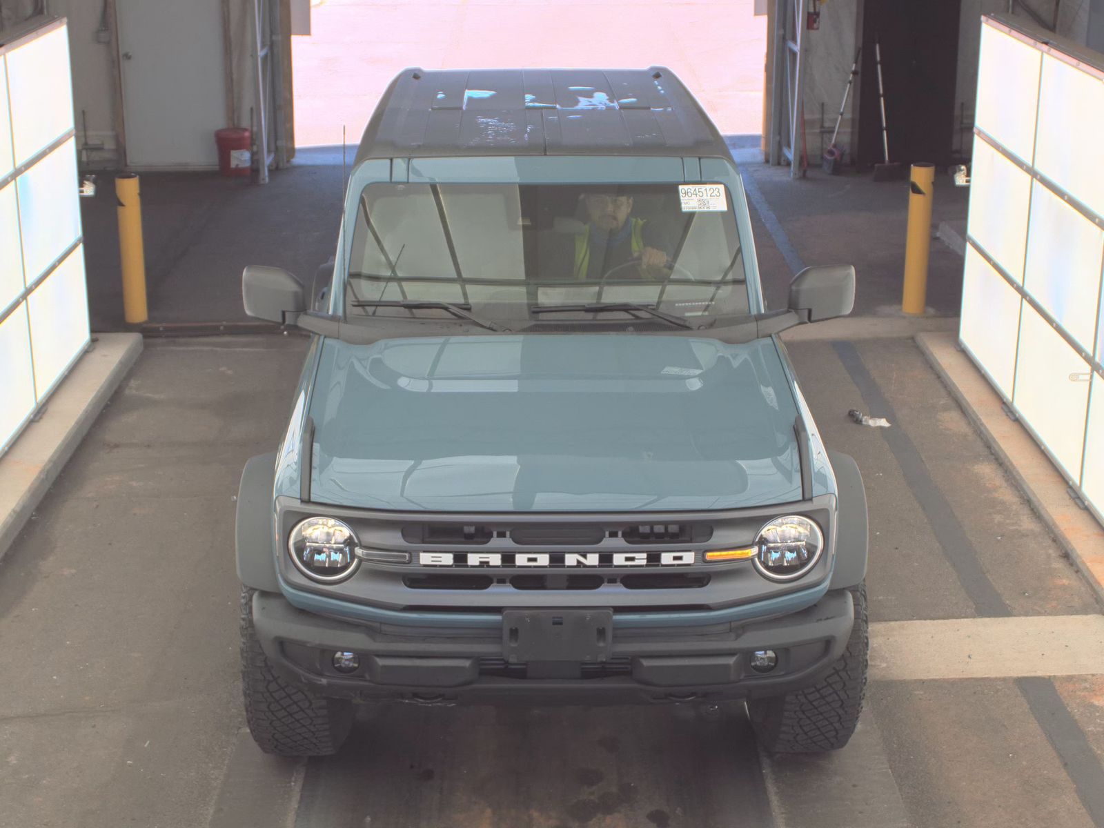 FORD BRONCO - 3