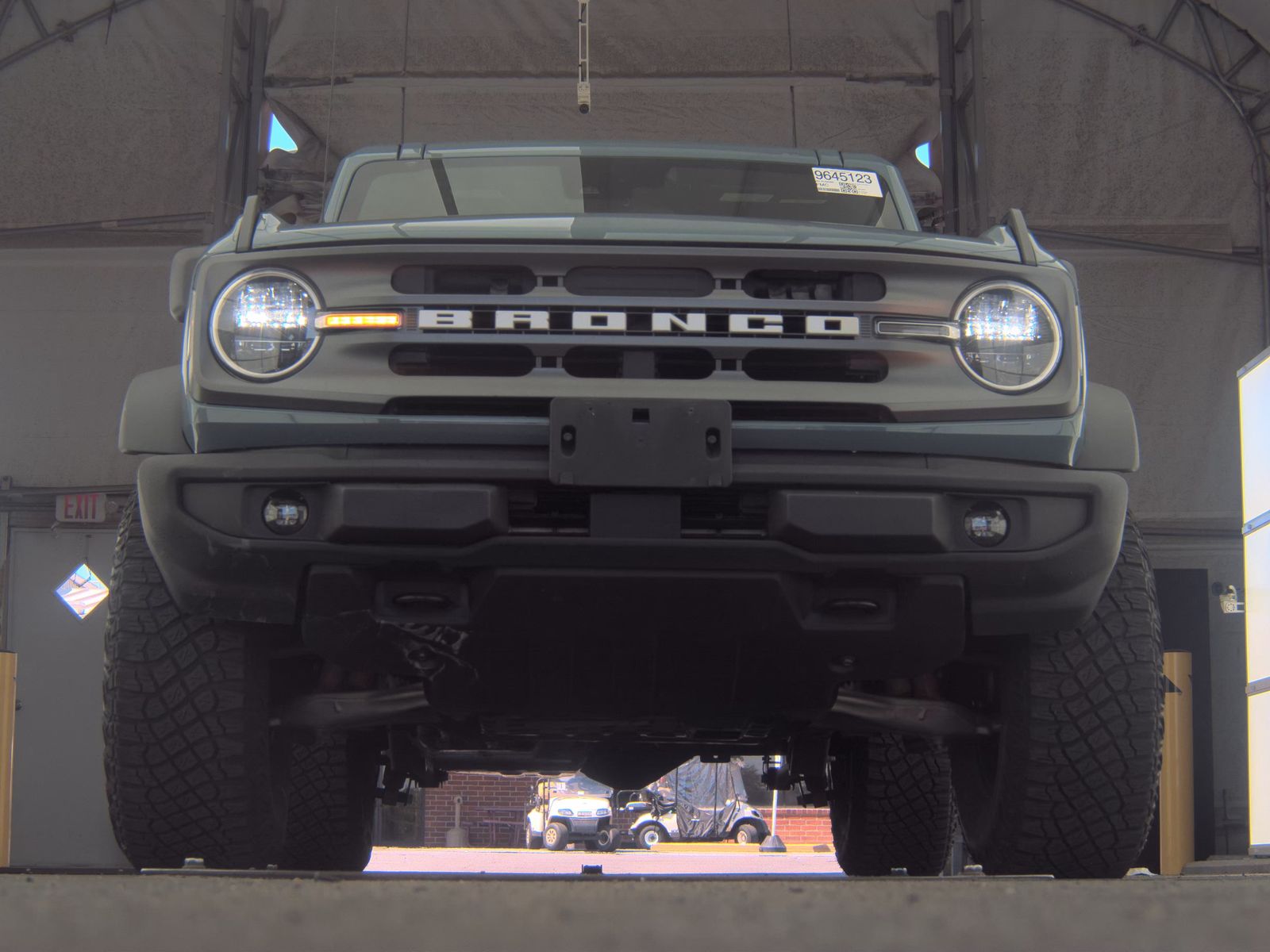 FORD BRONCO - 4