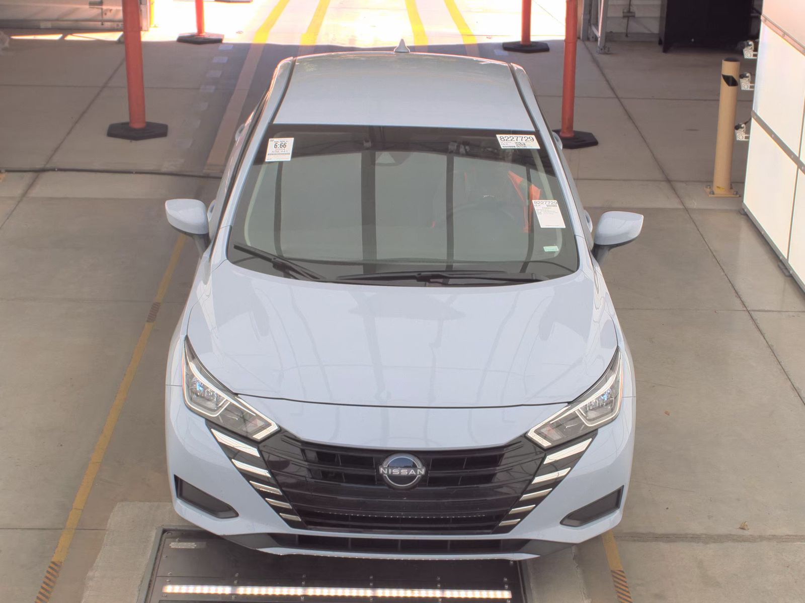 NISSAN VERSA - 3
