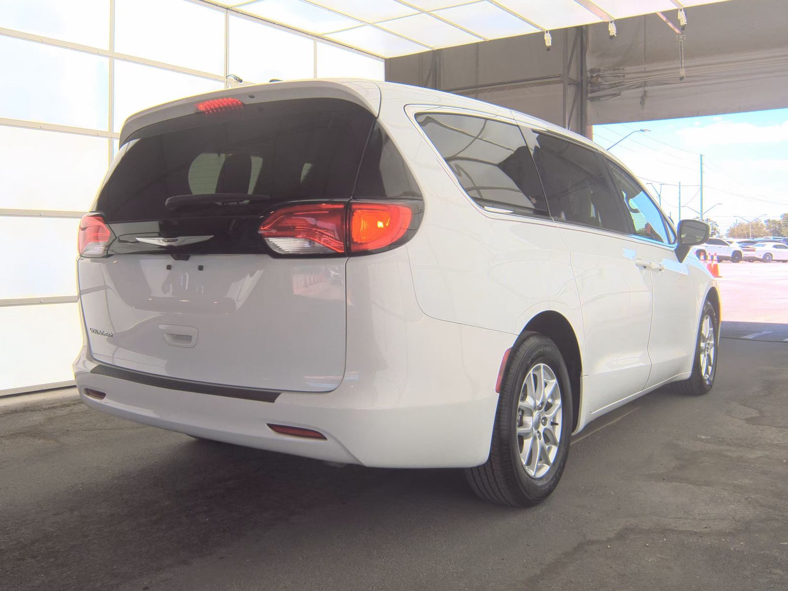 CHRYSLER VOYAGER - 5