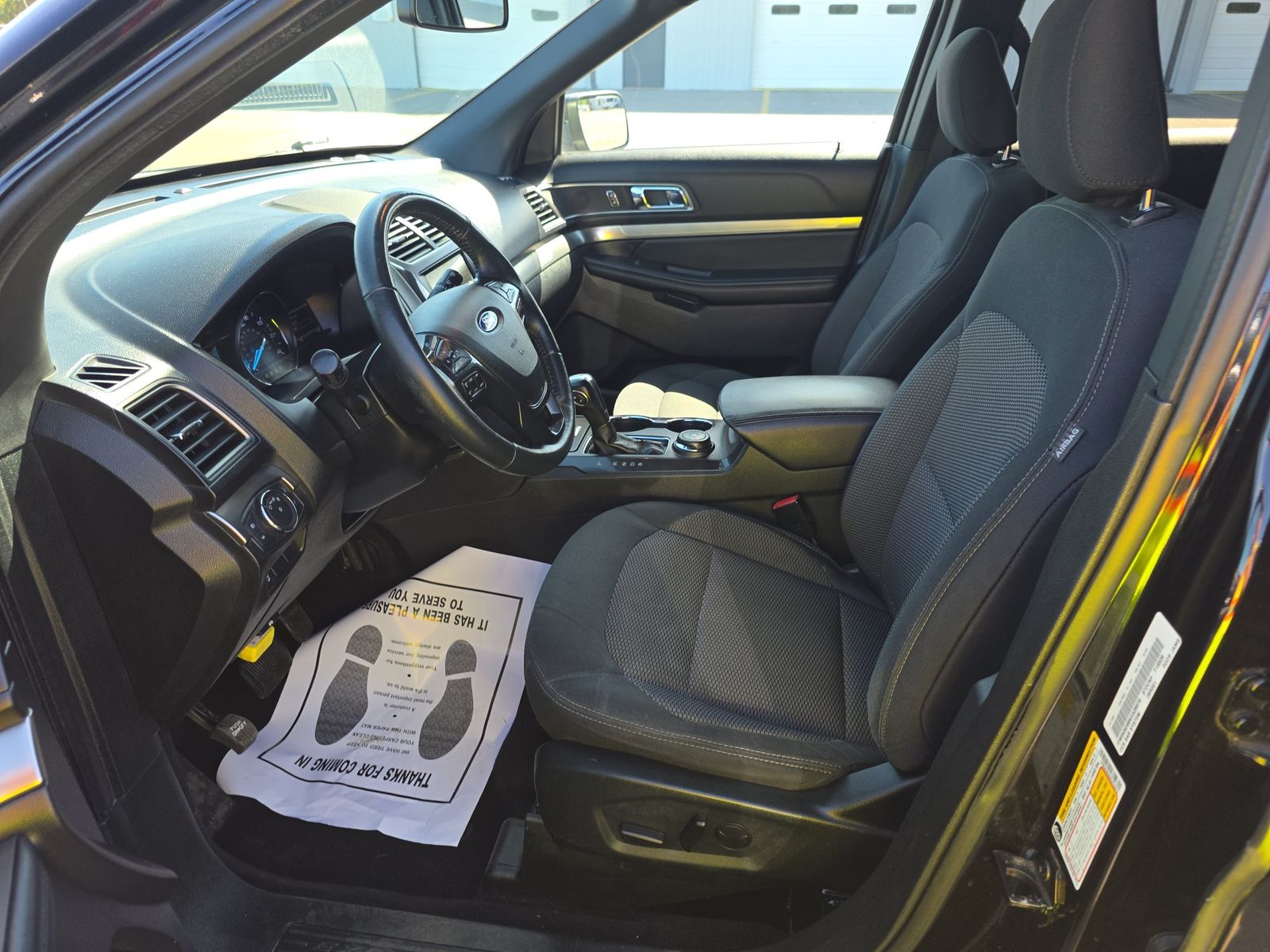 FORD EXPLORER - 8