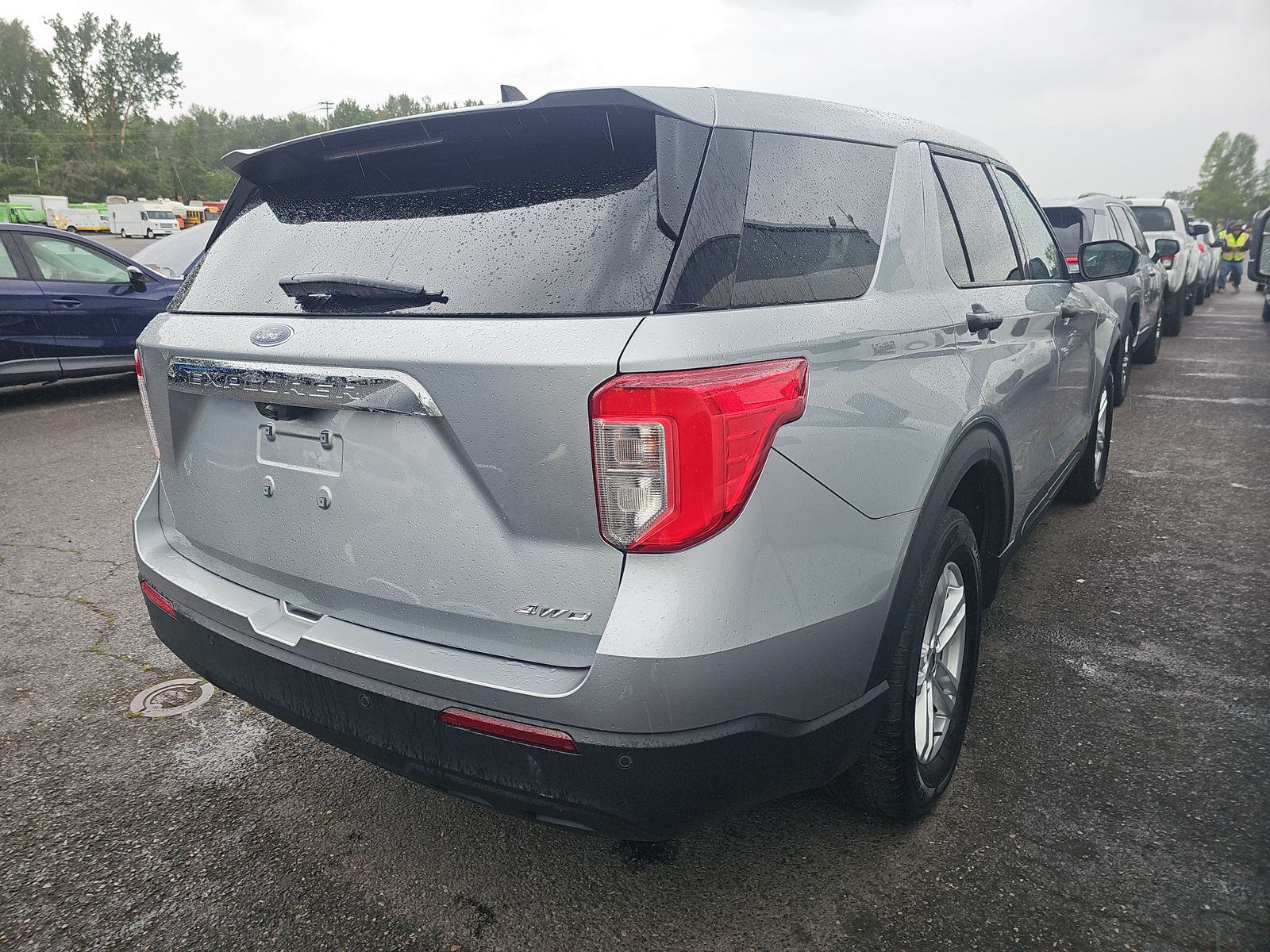 FORD EXPLORER - 5
