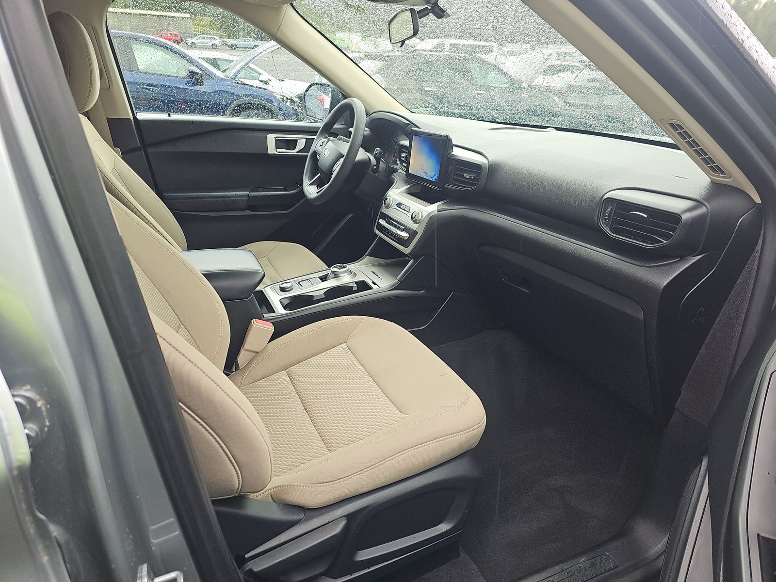 FORD EXPLORER - 9