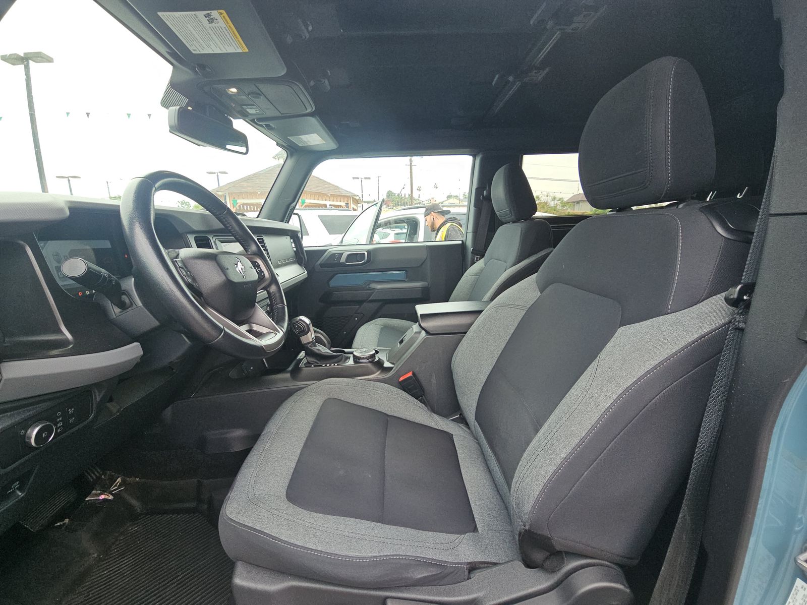FORD BRONCO - 8