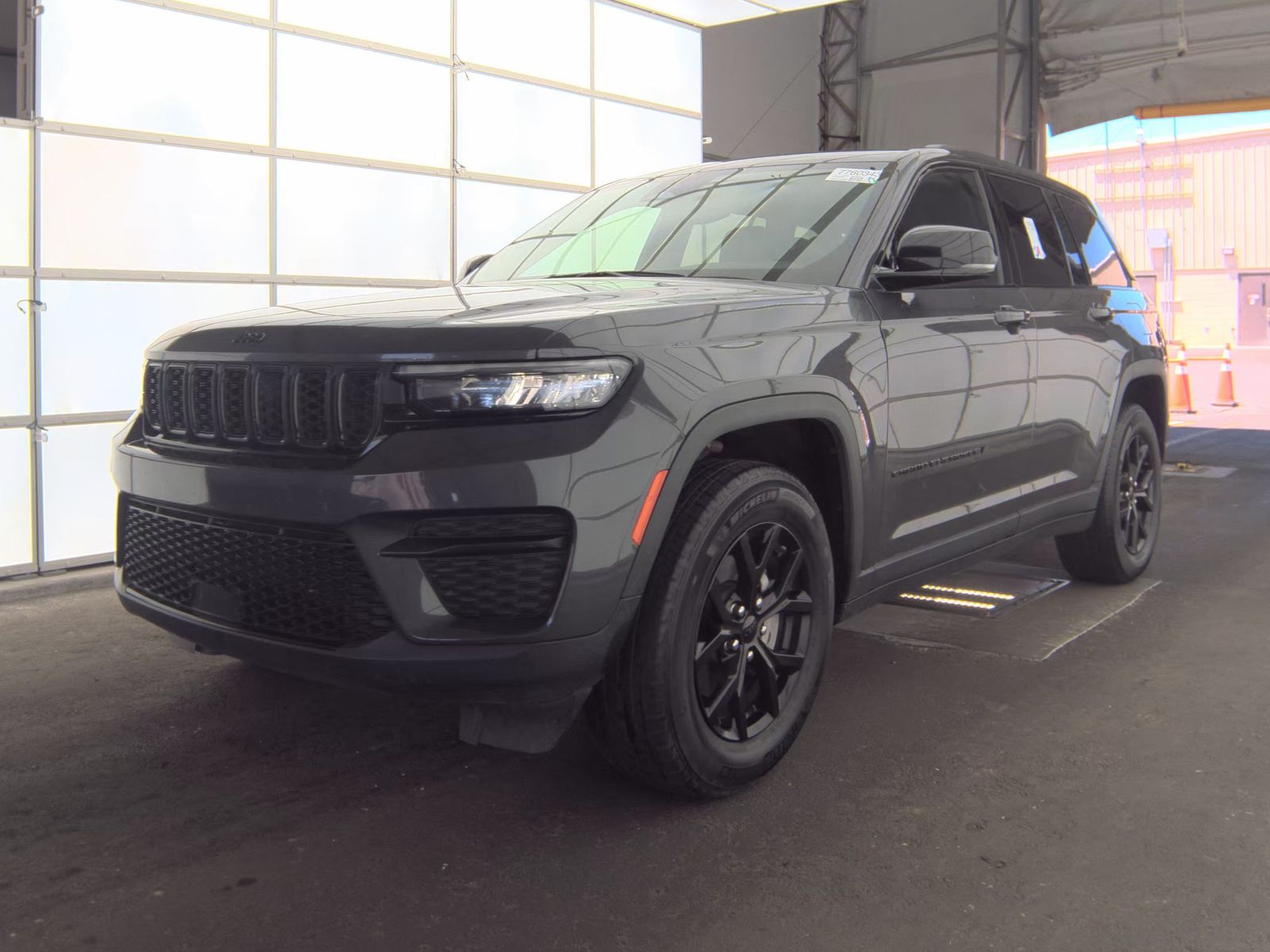 2024 Jeep Grand Cherokee Altitude RWD