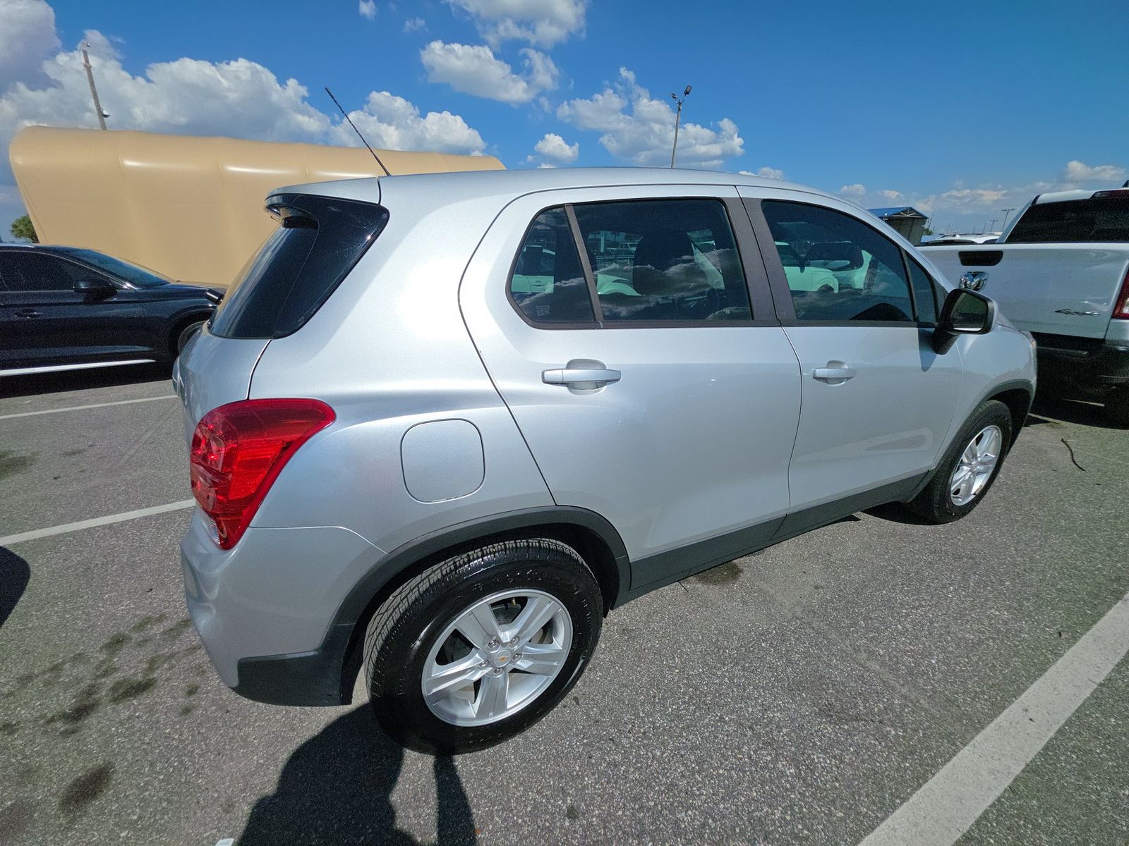 CHEVROLET TRAX - 5