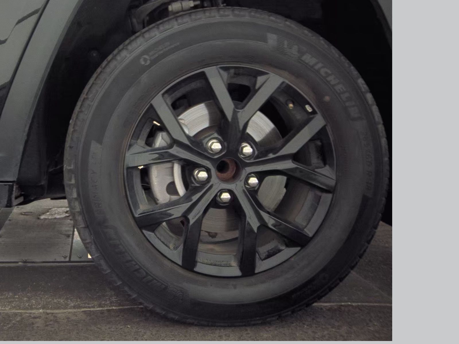 2024 Jeep Grand Cherokee Altitude RWD