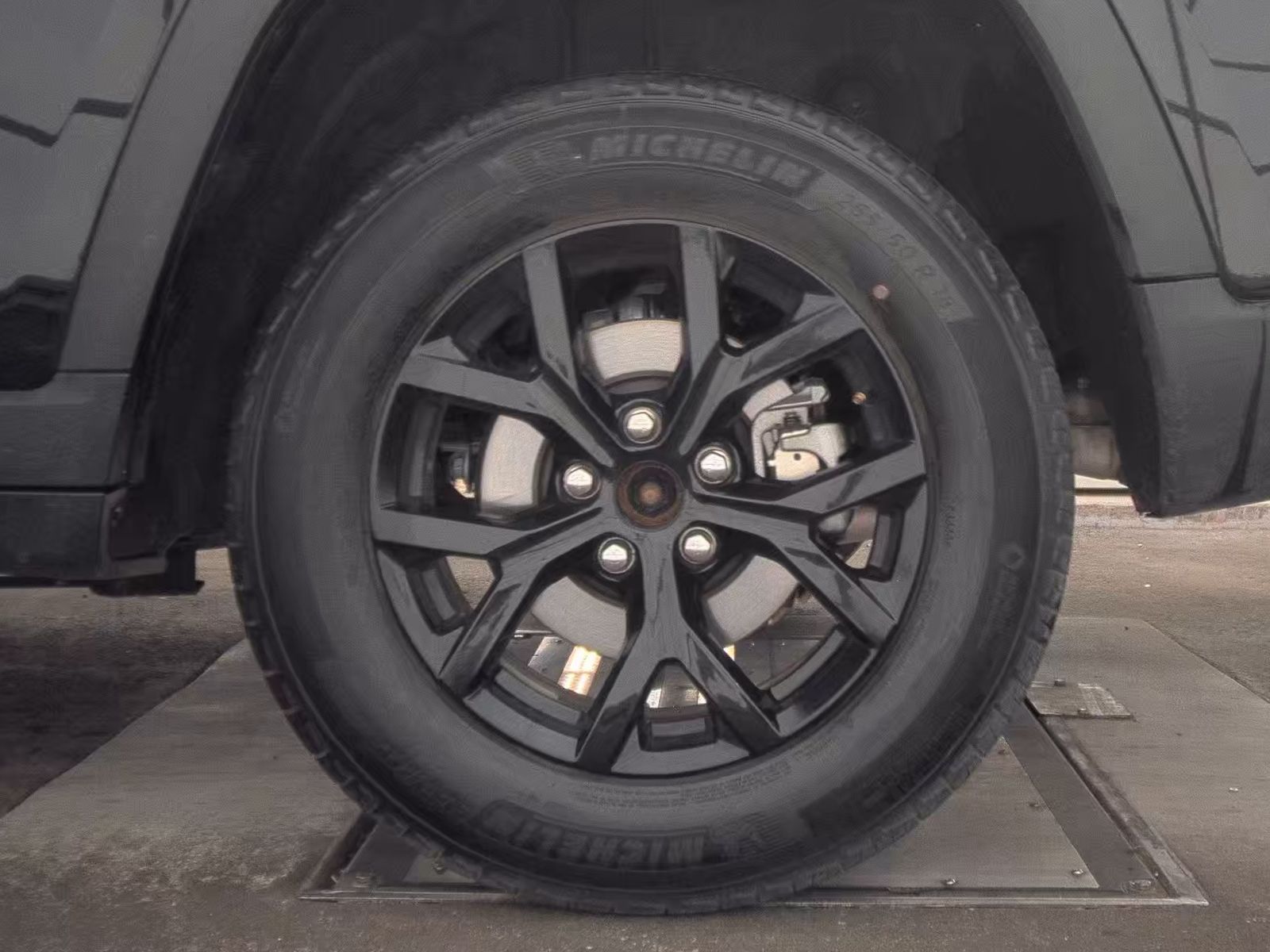 2024 Jeep Grand Cherokee Altitude RWD