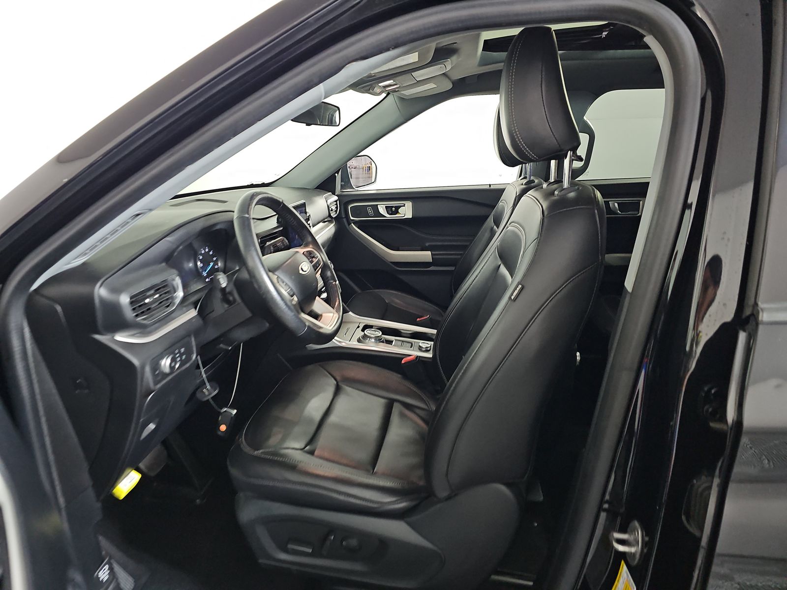 FORD EXPLORER - 8