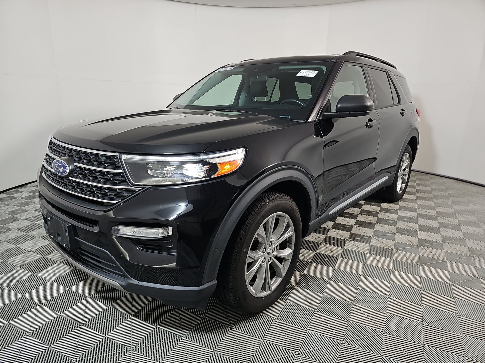 FORD EXPLORER - 1
