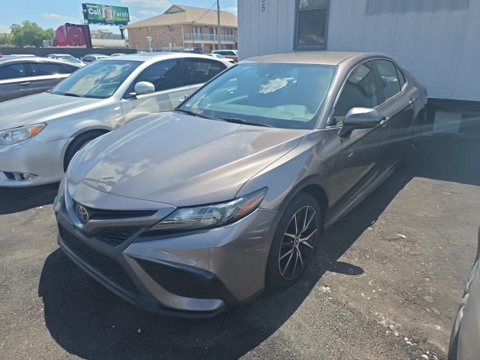 TOYOTA CAMRY - 1