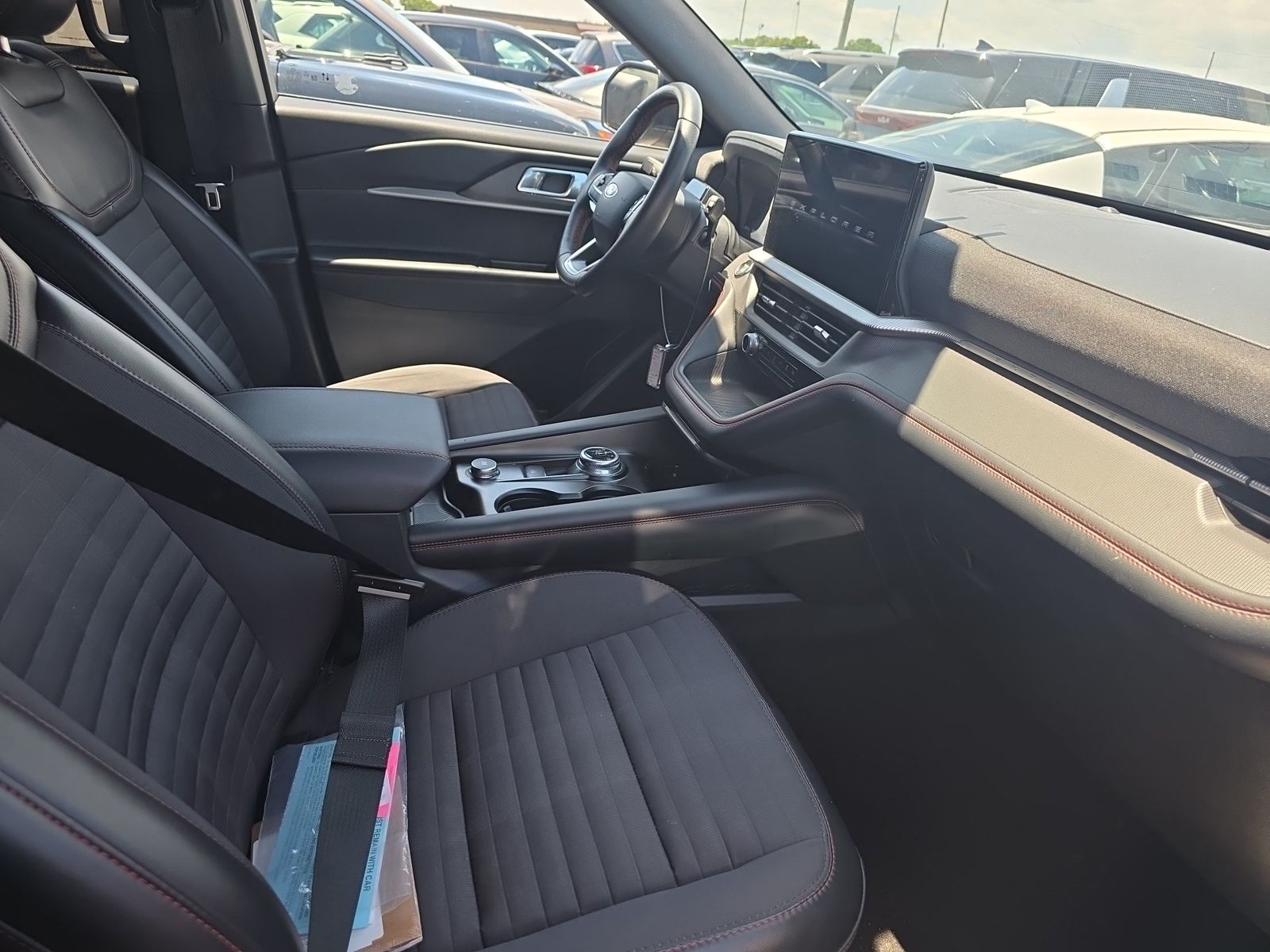 FORD EXPLORER - 9