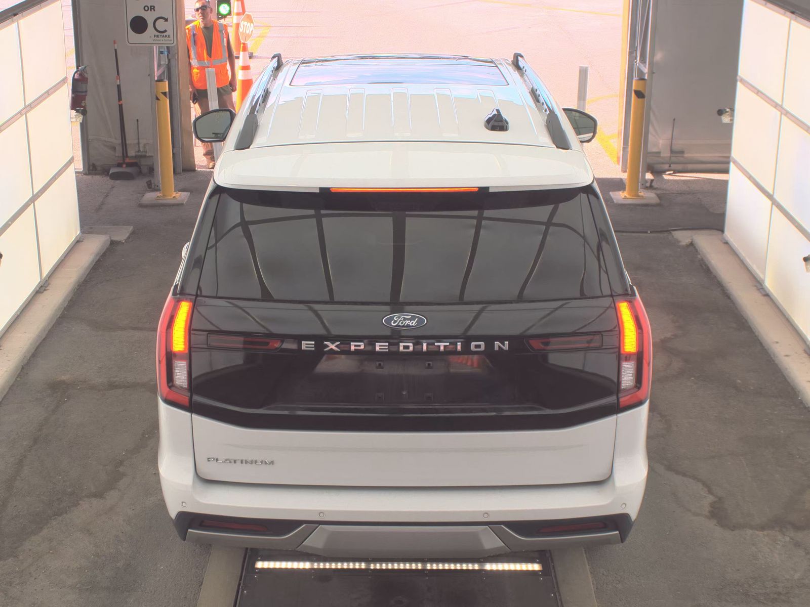 FORD EXPEDITION - 6