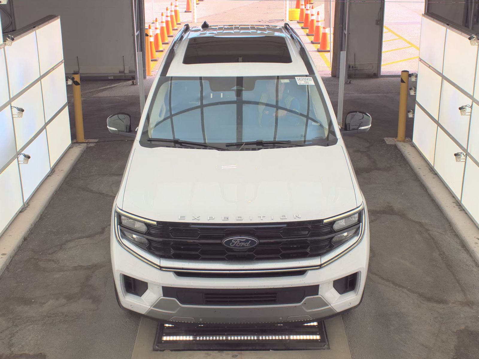 FORD EXPEDITION - 3