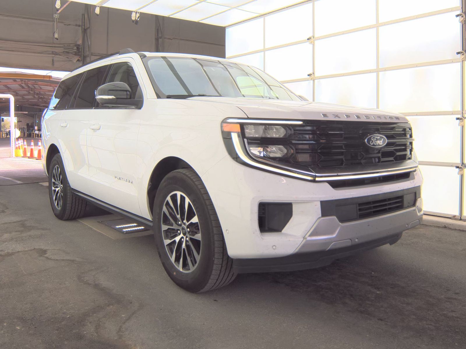 FORD EXPEDITION - 4