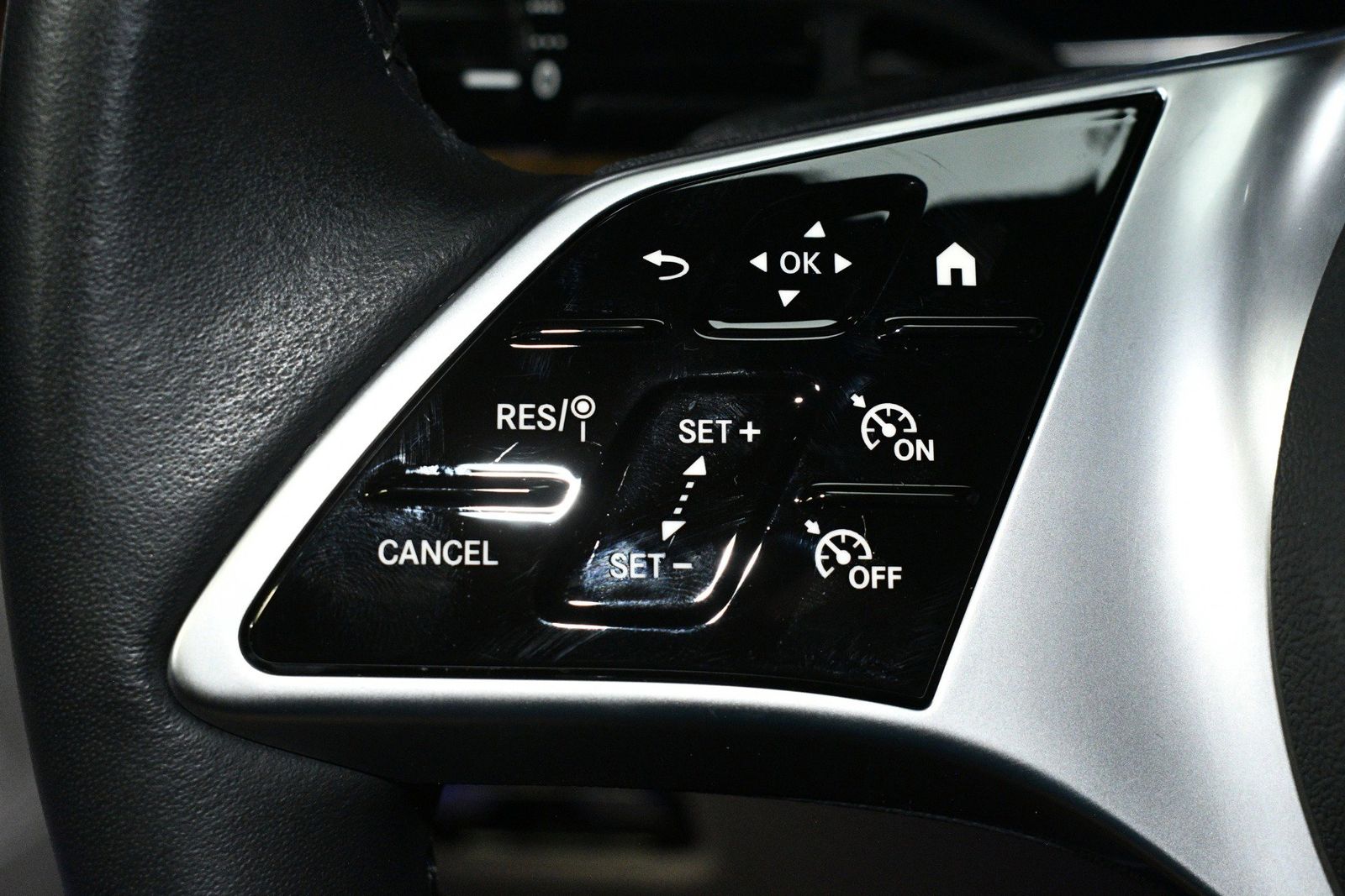 2023 Mercedes-Benz C-Class C 300 RWD