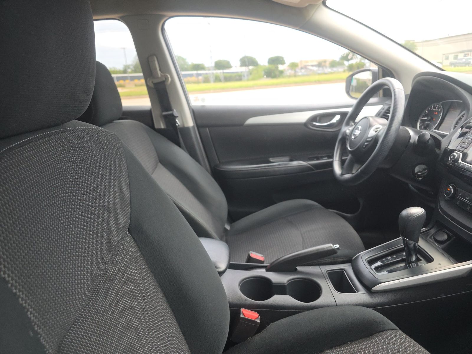 NISSAN SENTRA - 9
