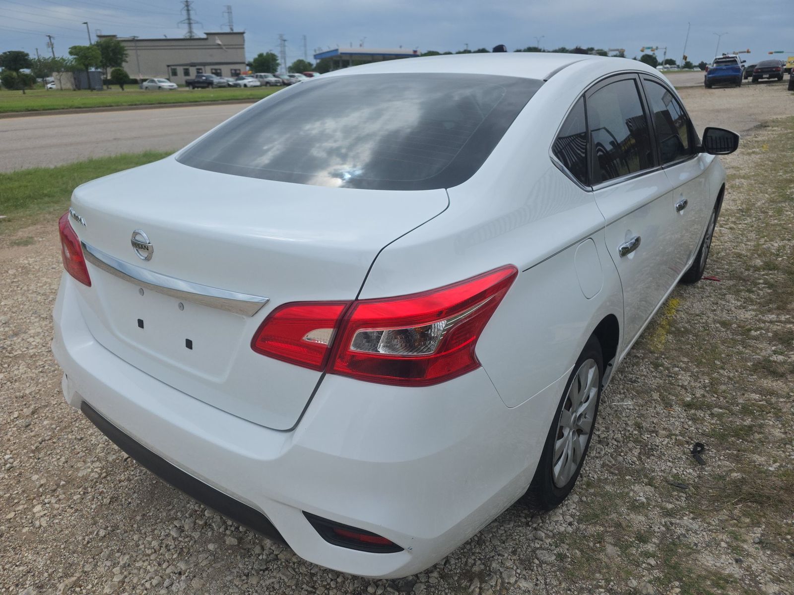 NISSAN SENTRA - 5