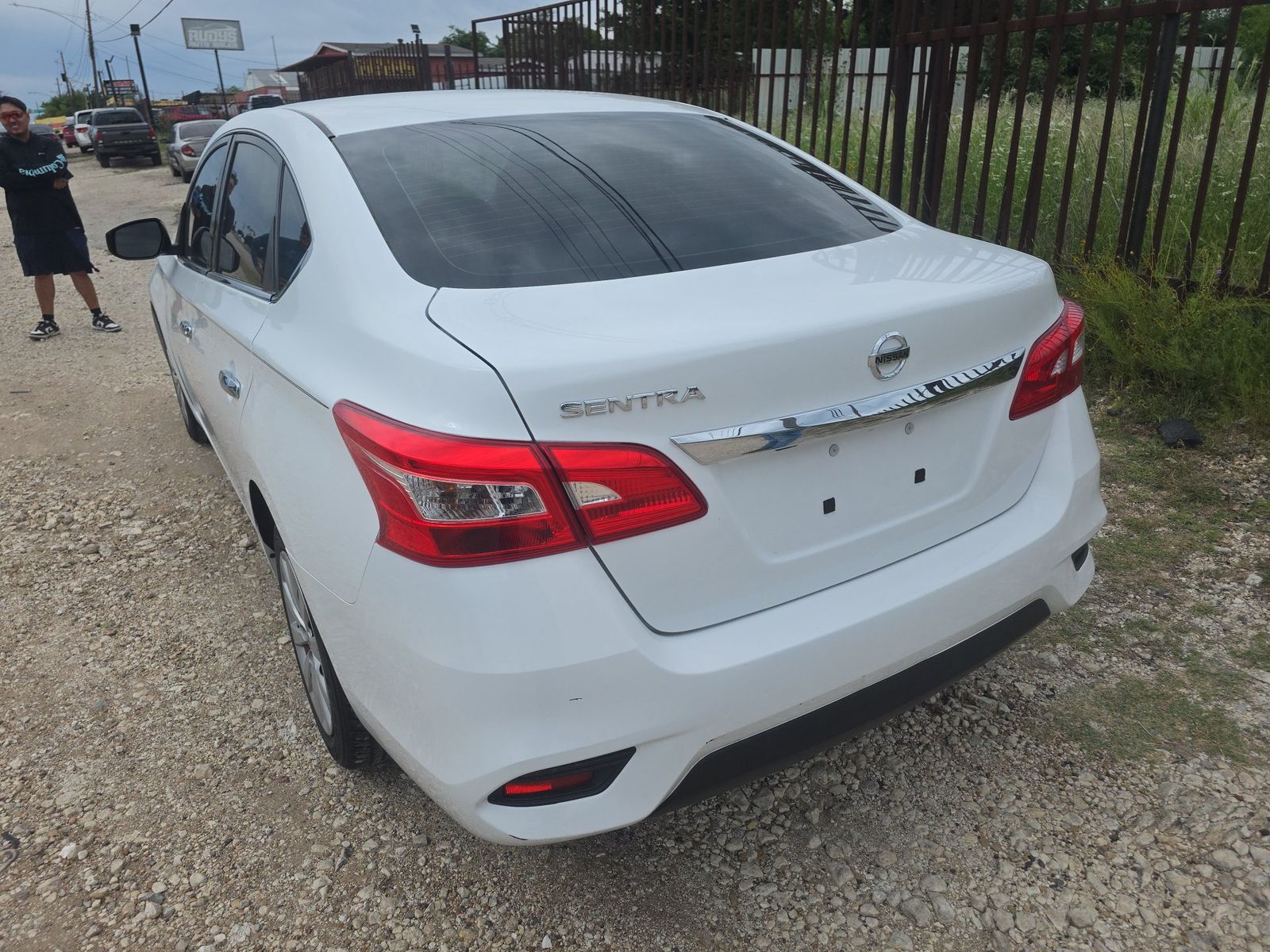 NISSAN SENTRA - 7