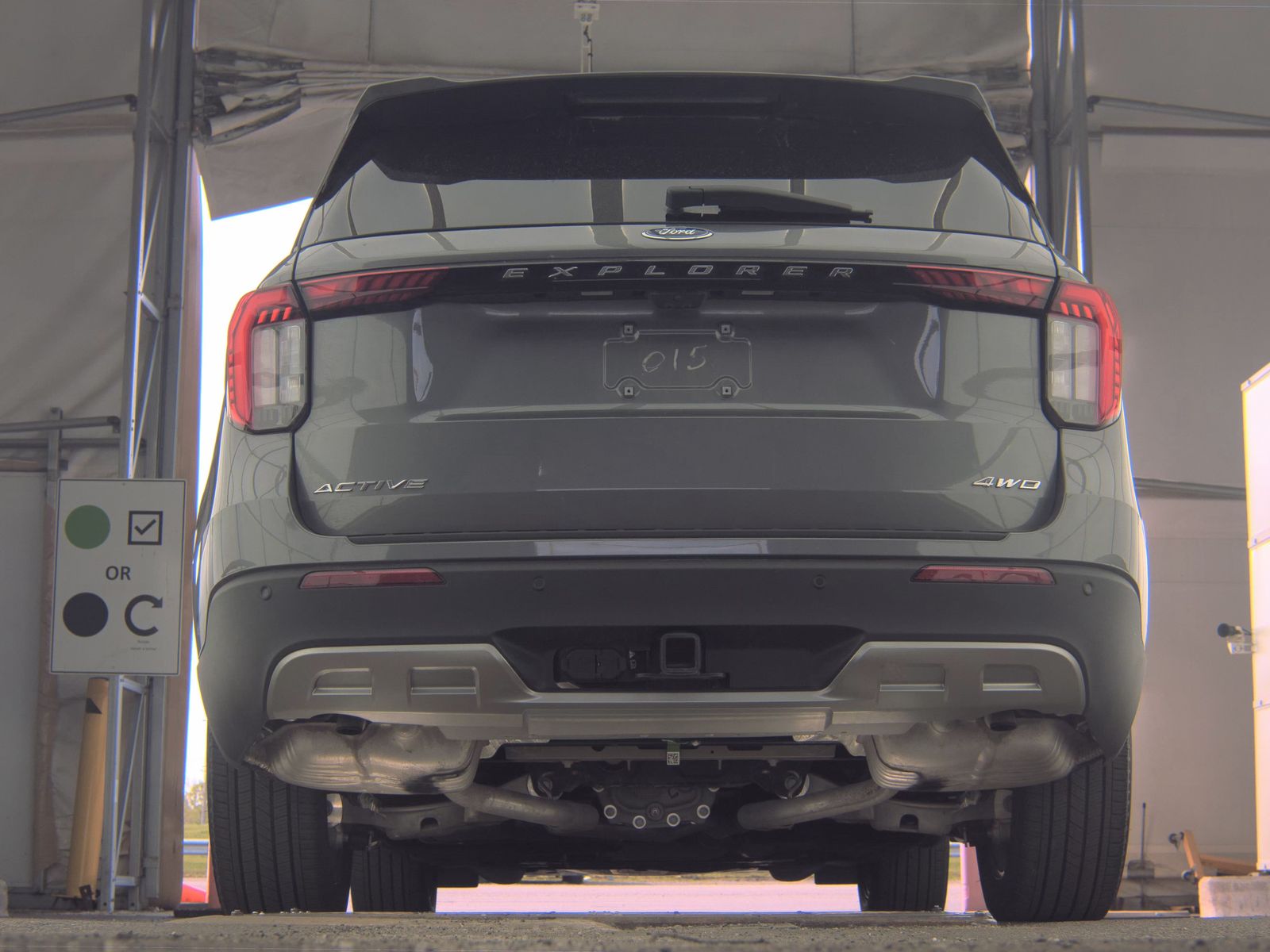 FORD EXPLORER - 8