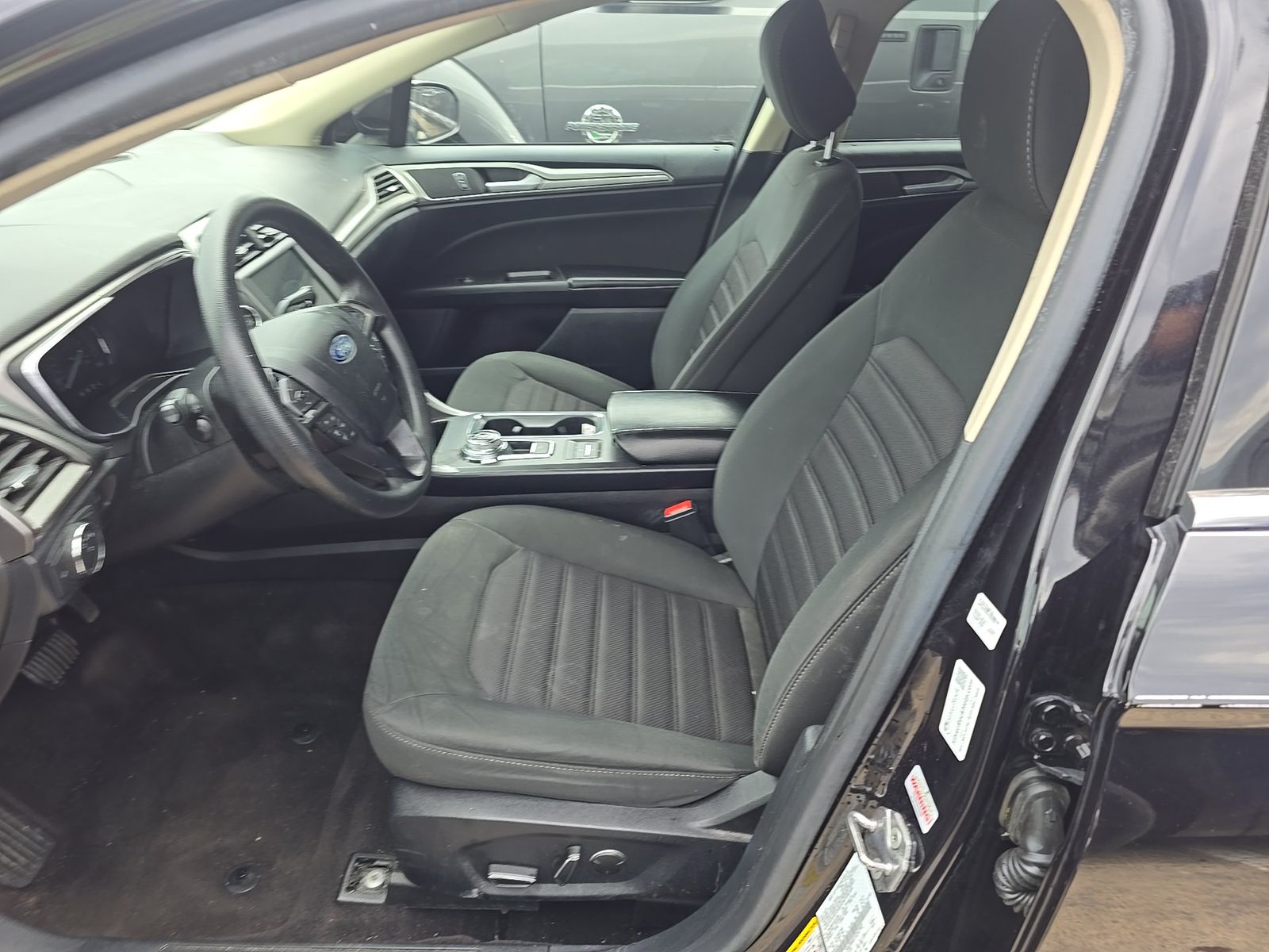 FORD FUSION - 8