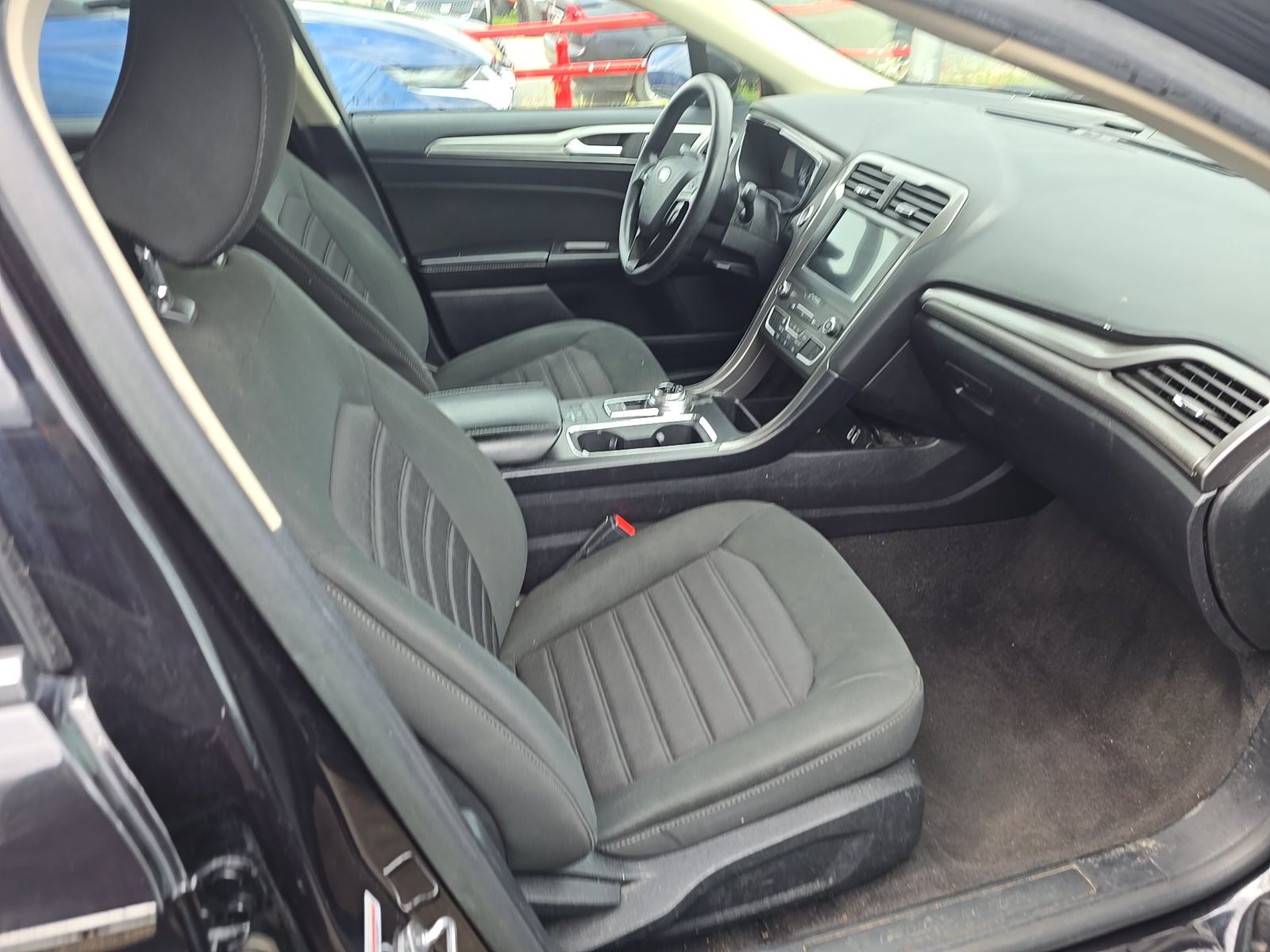 FORD FUSION - 9