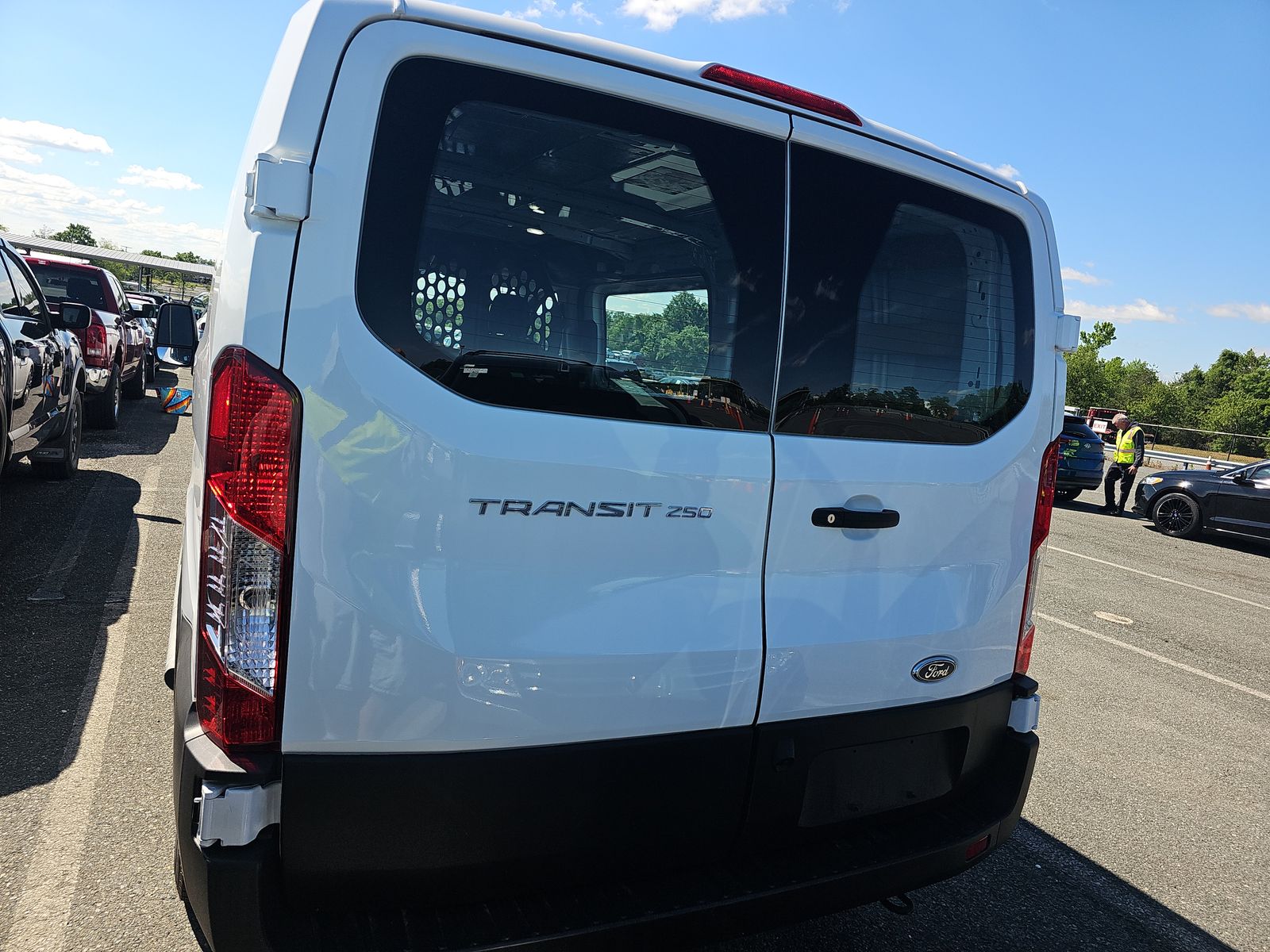 FORD TRANSIT 250 - 6